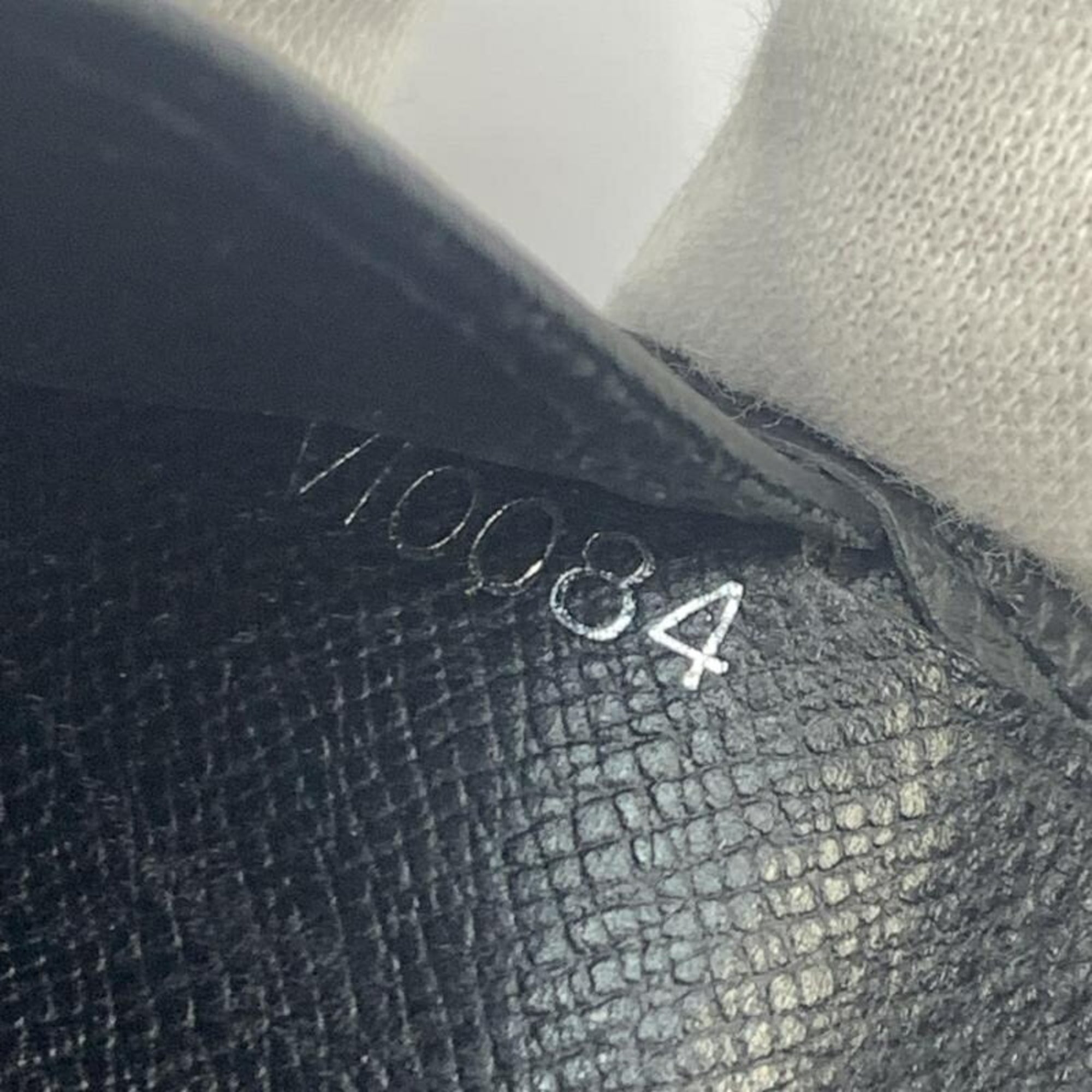 Louis Vuitton Taiga Taiga Leather Wallet