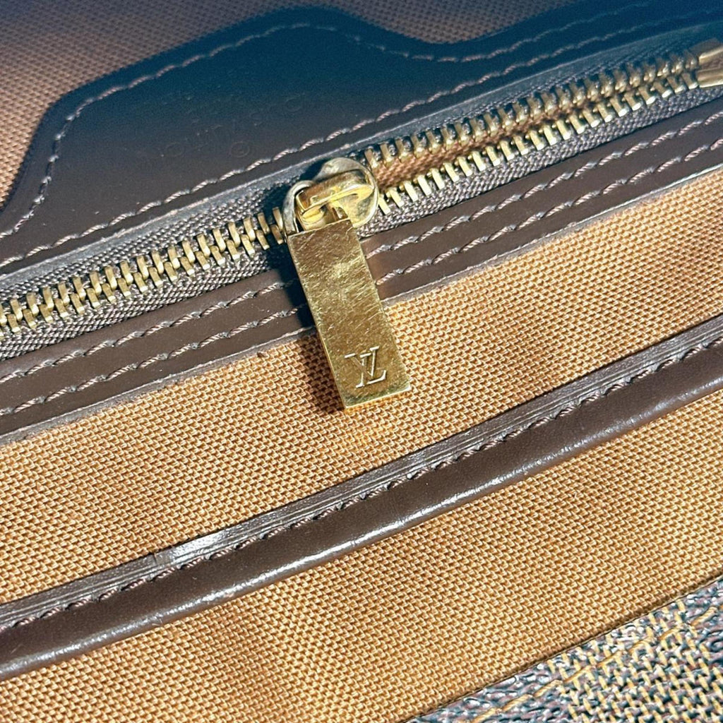 Louis Vuitton Damier Brown Damier Canvas Damier Canvas Handbag