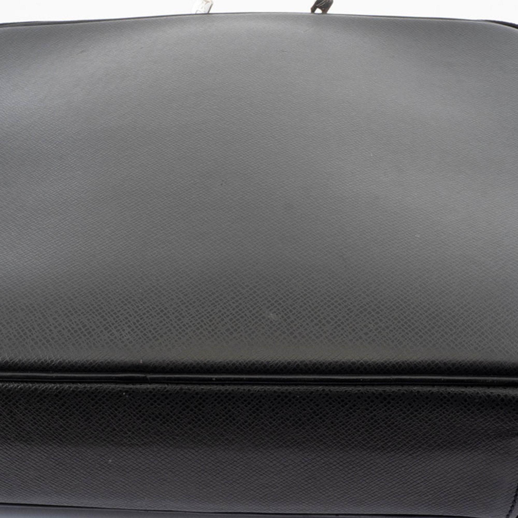 Louis Vuitton Ardoise Taiga Leather Shoulder Bag