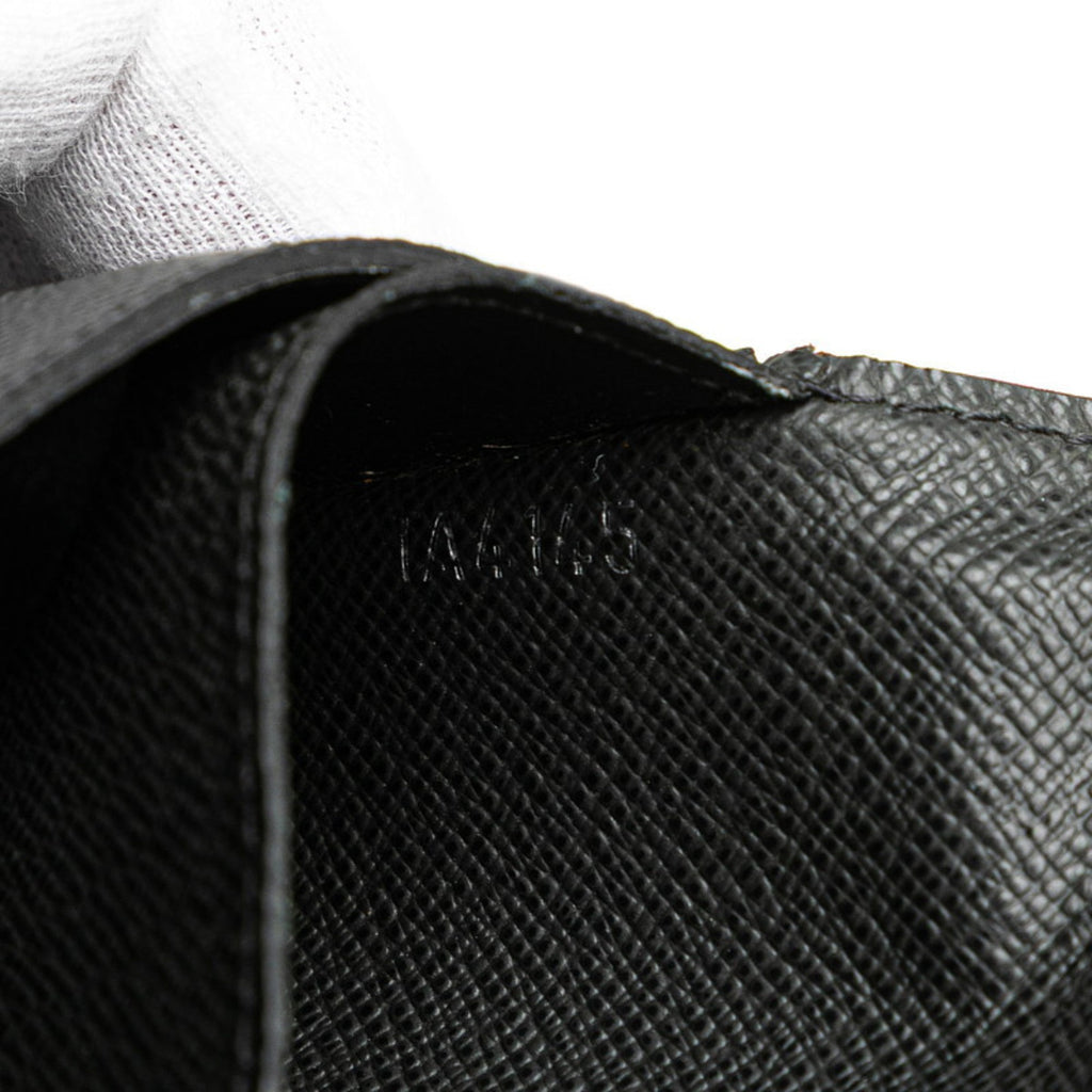 Louis Vuitton Taiga Black Noir Taiga Leather Coin Purse/Coin Case