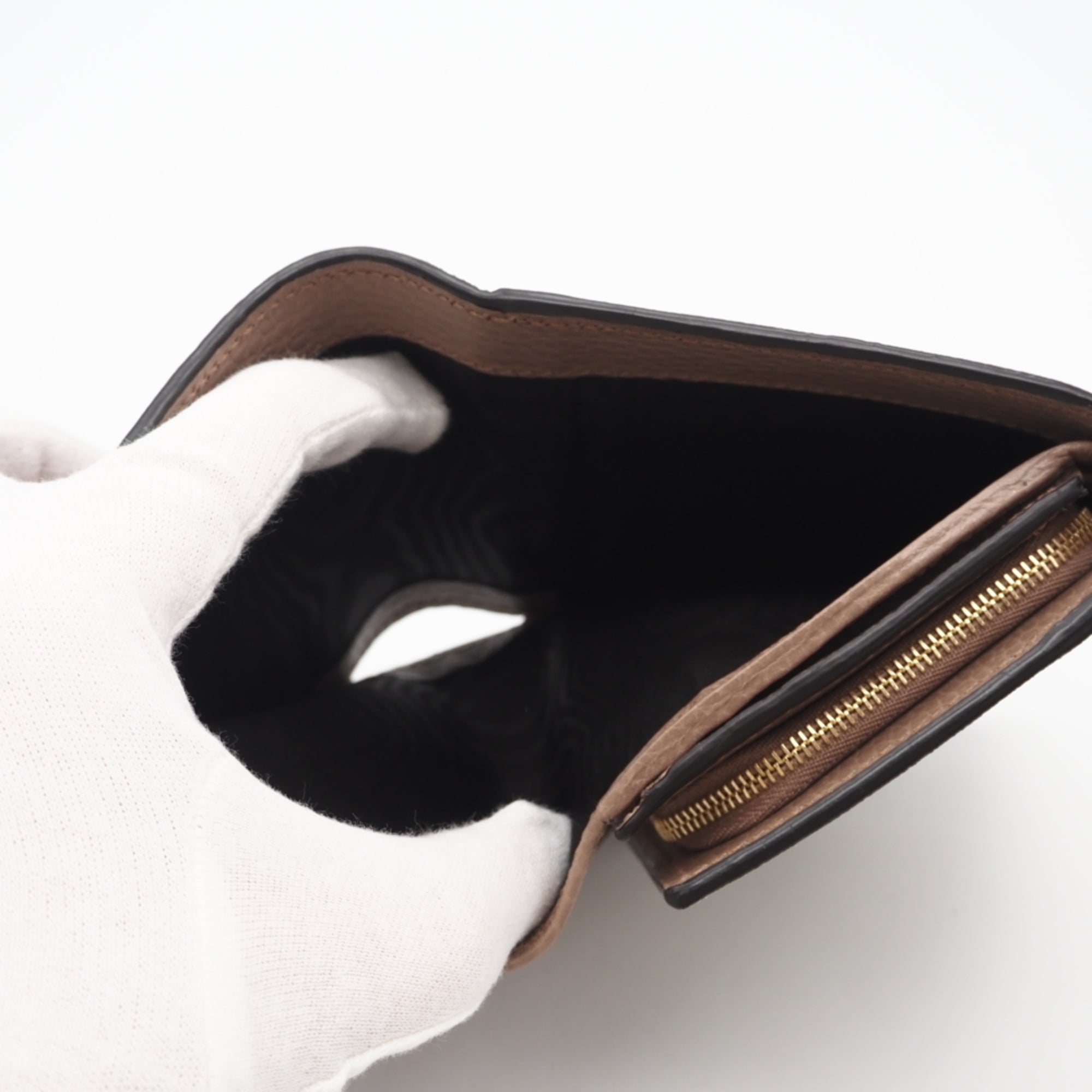 Gucci Gg Supreme Beige Brown Gg Supreme Wallet (Bi-Fold) (Pre-Owned)