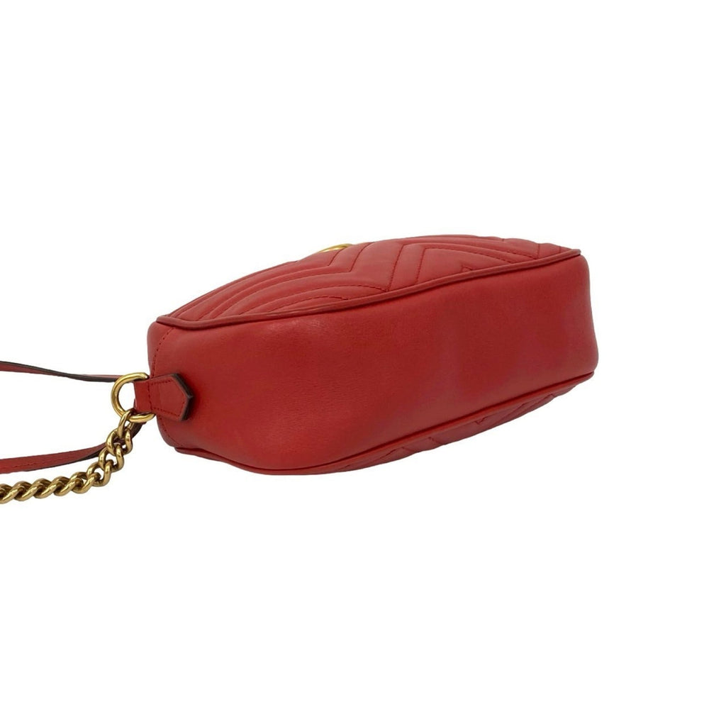 Gucci Red Color Leather Pochette Shoulder Bag (Pre-Owned)