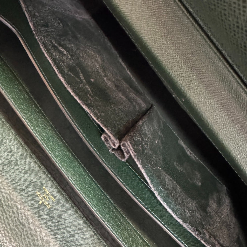 Louis Vuitton Taiga Green Taiga Leather Briefcase