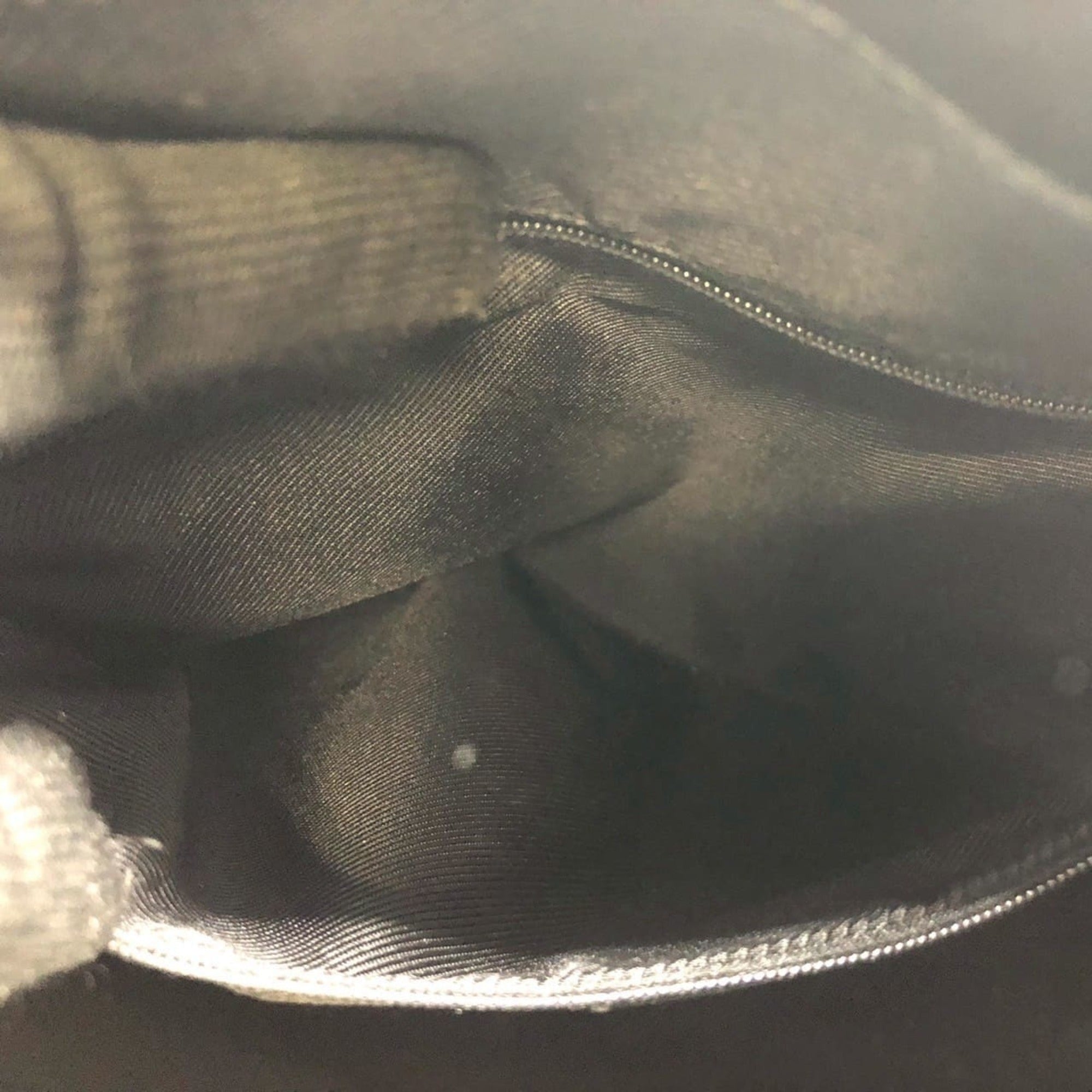 Gucci Gg Canvas Black Gg Canvas Handbag Tote Bag (Pre-Owned)