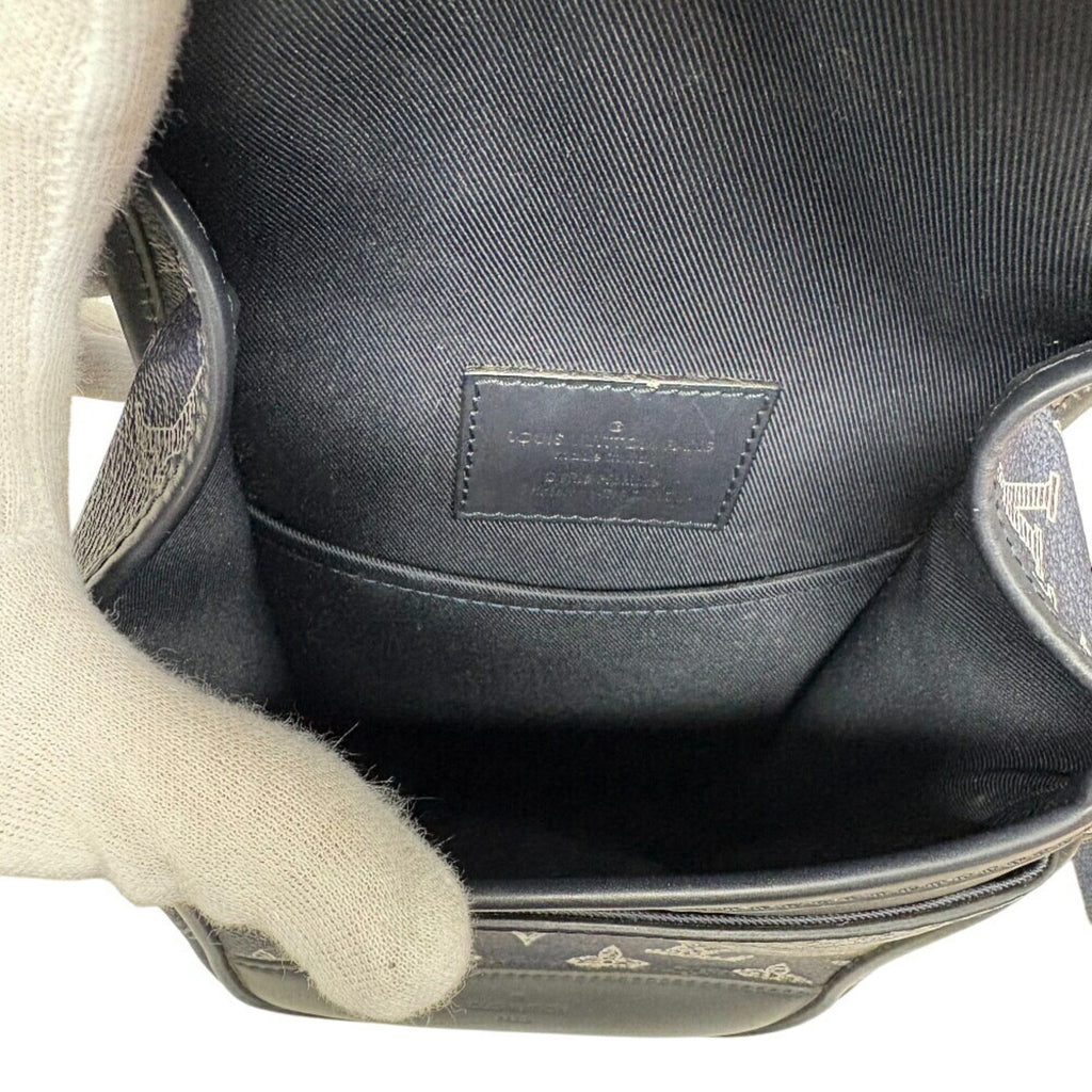 Louis Vuitton Navy Leather Shoulder Bag