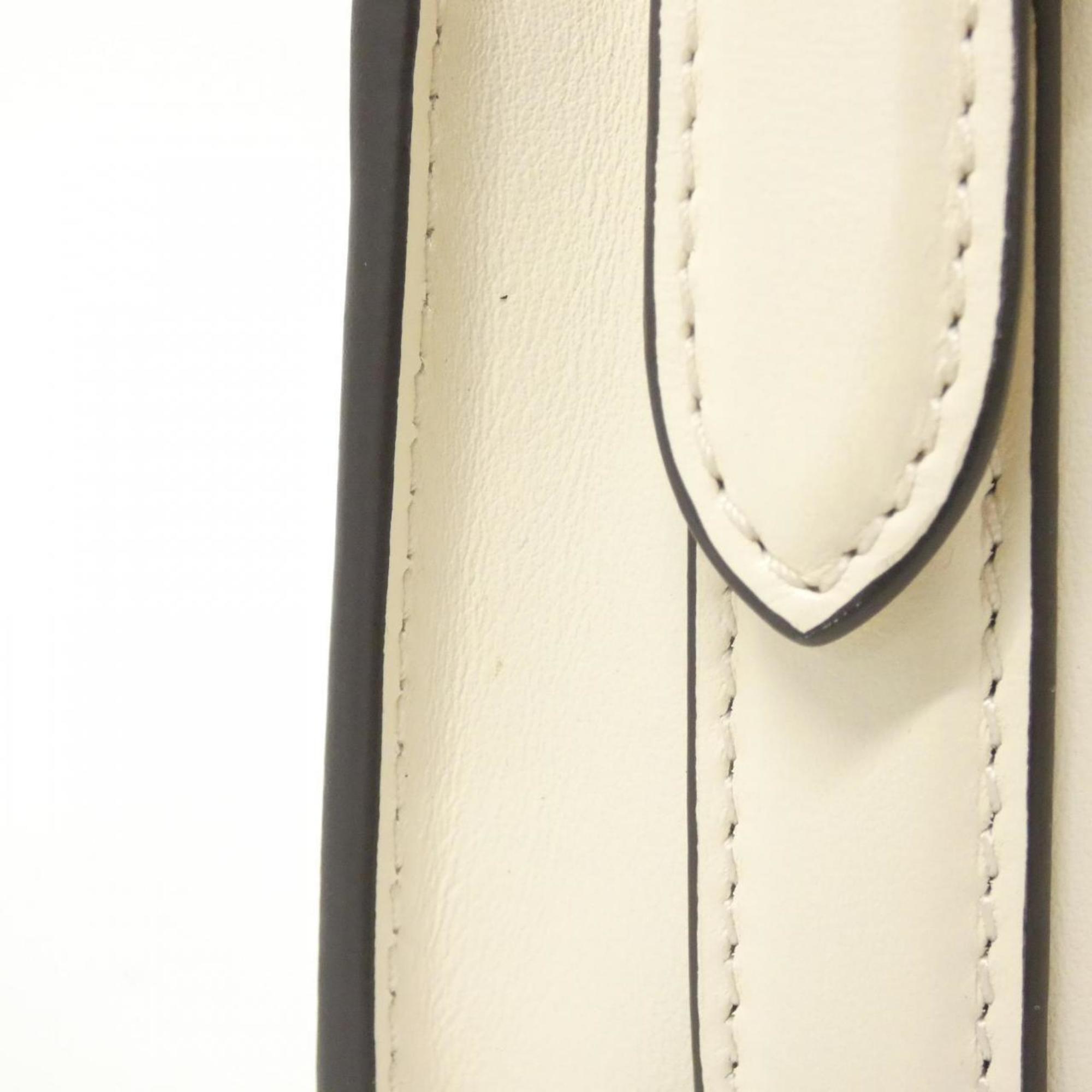 Louis Vuitton Cream Leather Shoulder Bag