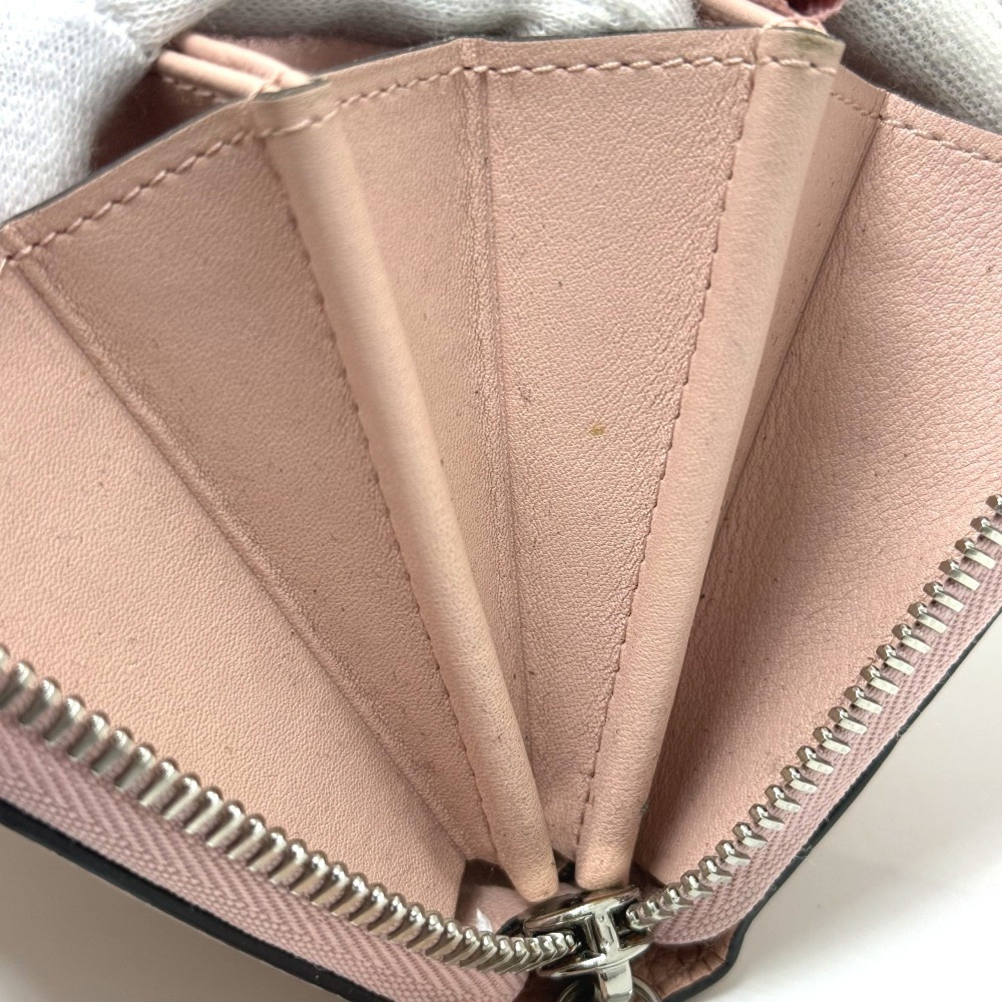 Louis Vuitton Mahina Magnolia Mahina Leather Long Wallet