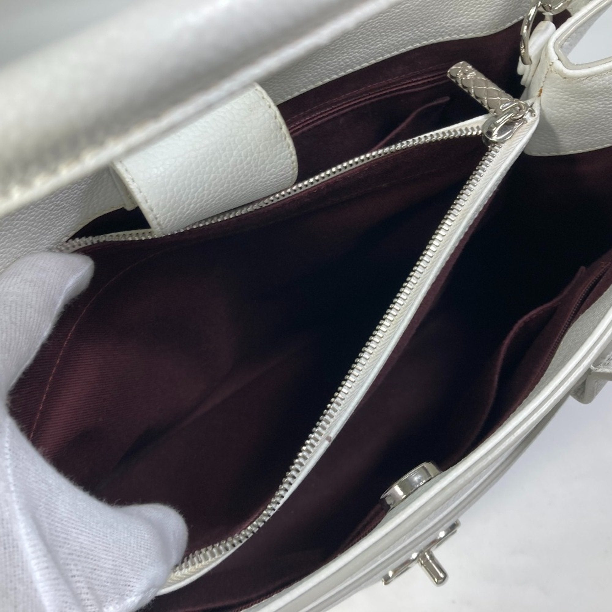 Chanel White Leather Handbag