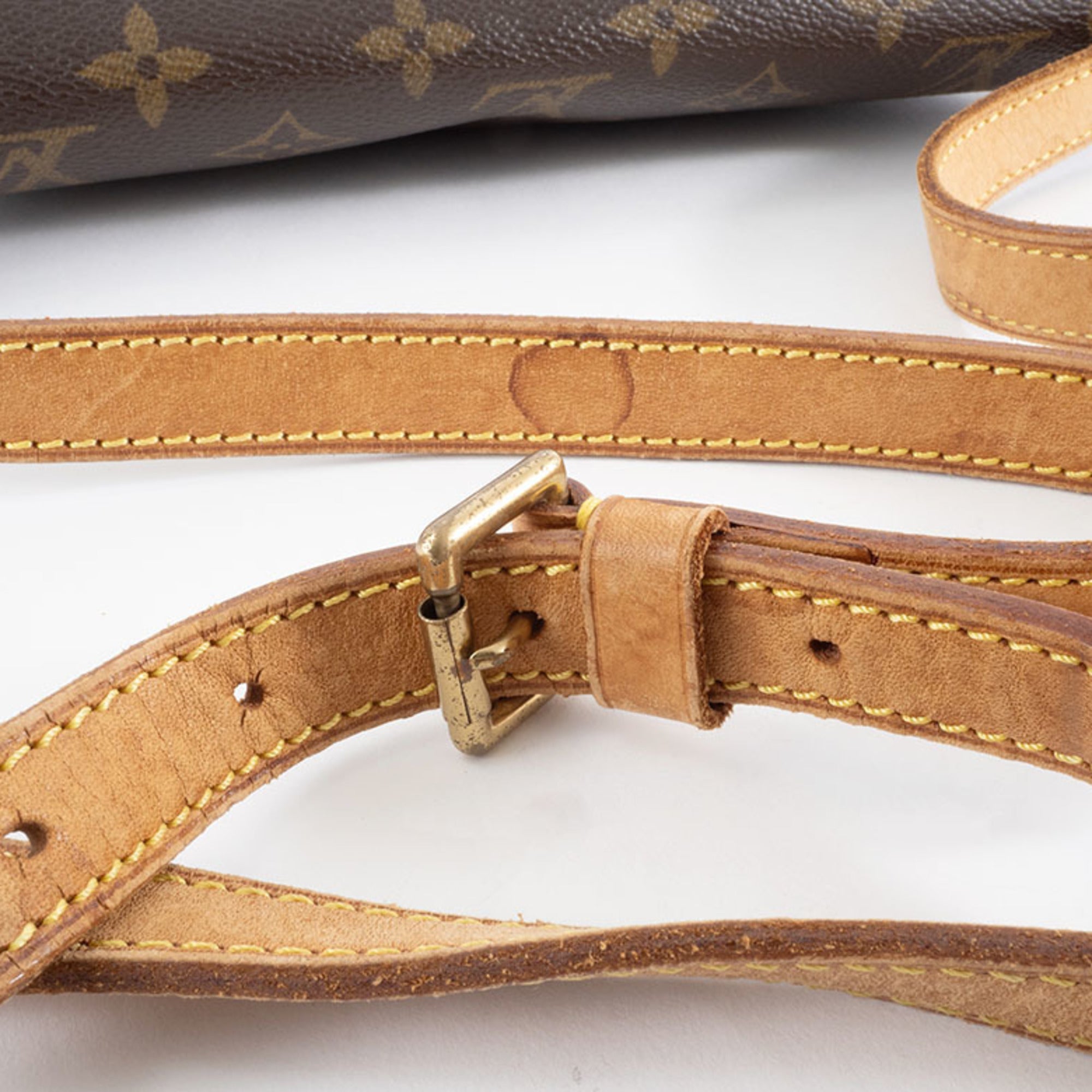 Louis Vuitton Brown Monogram Monogram Canvas Shoulder Bag
