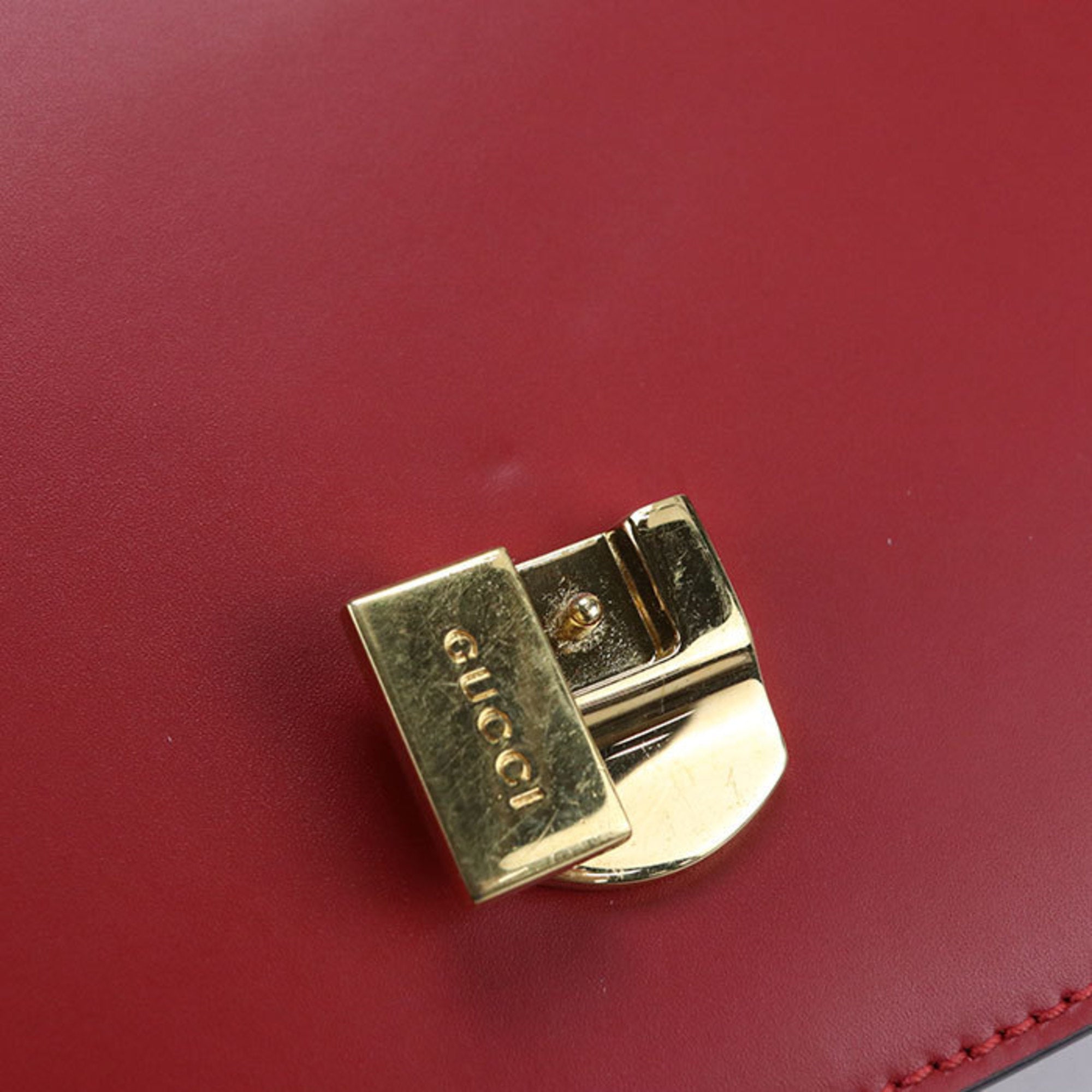 Gucci Red Color Leather Shoulder Bag (Pre-Owned)