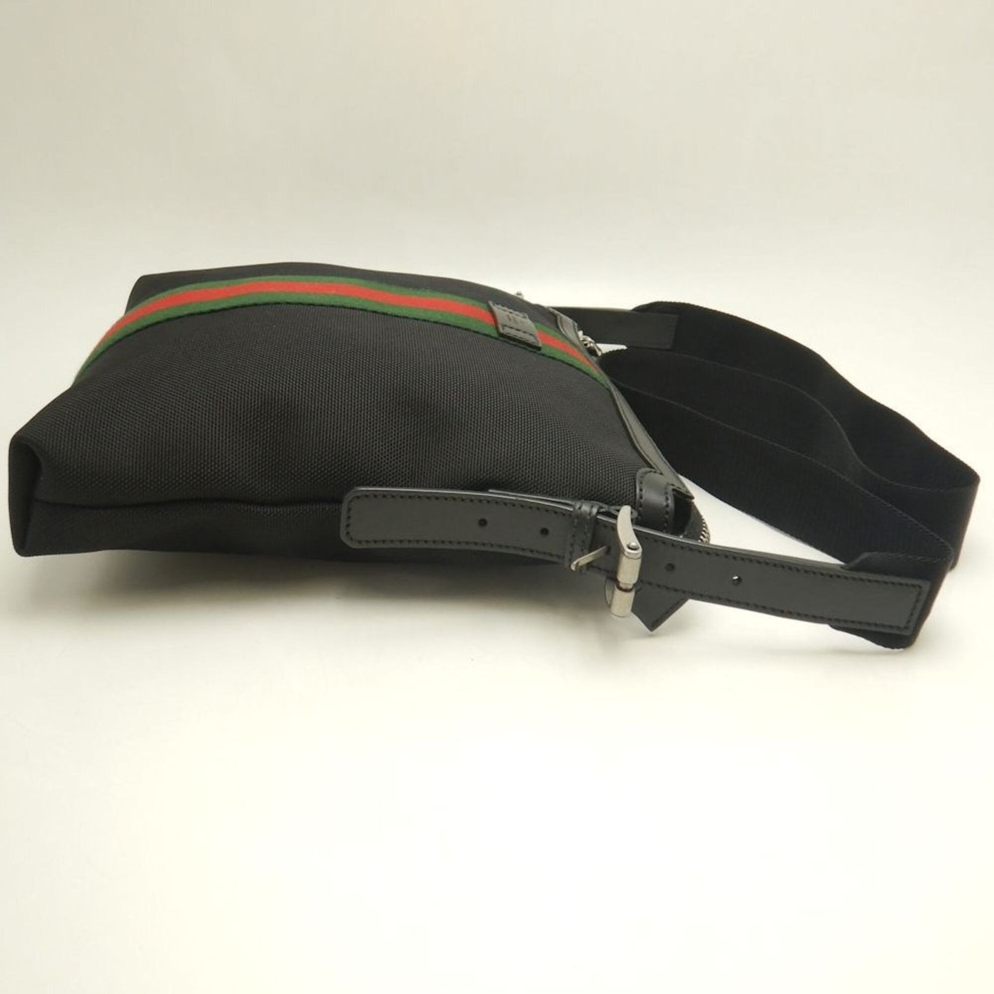 Gucci Black Canvas Leather Shoulder Bag (Pre-Owned)