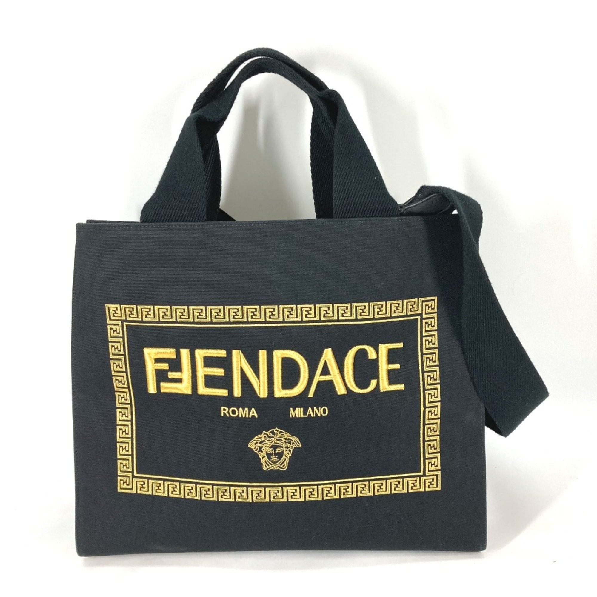 Fendi Black Cloth Shoulder Bag