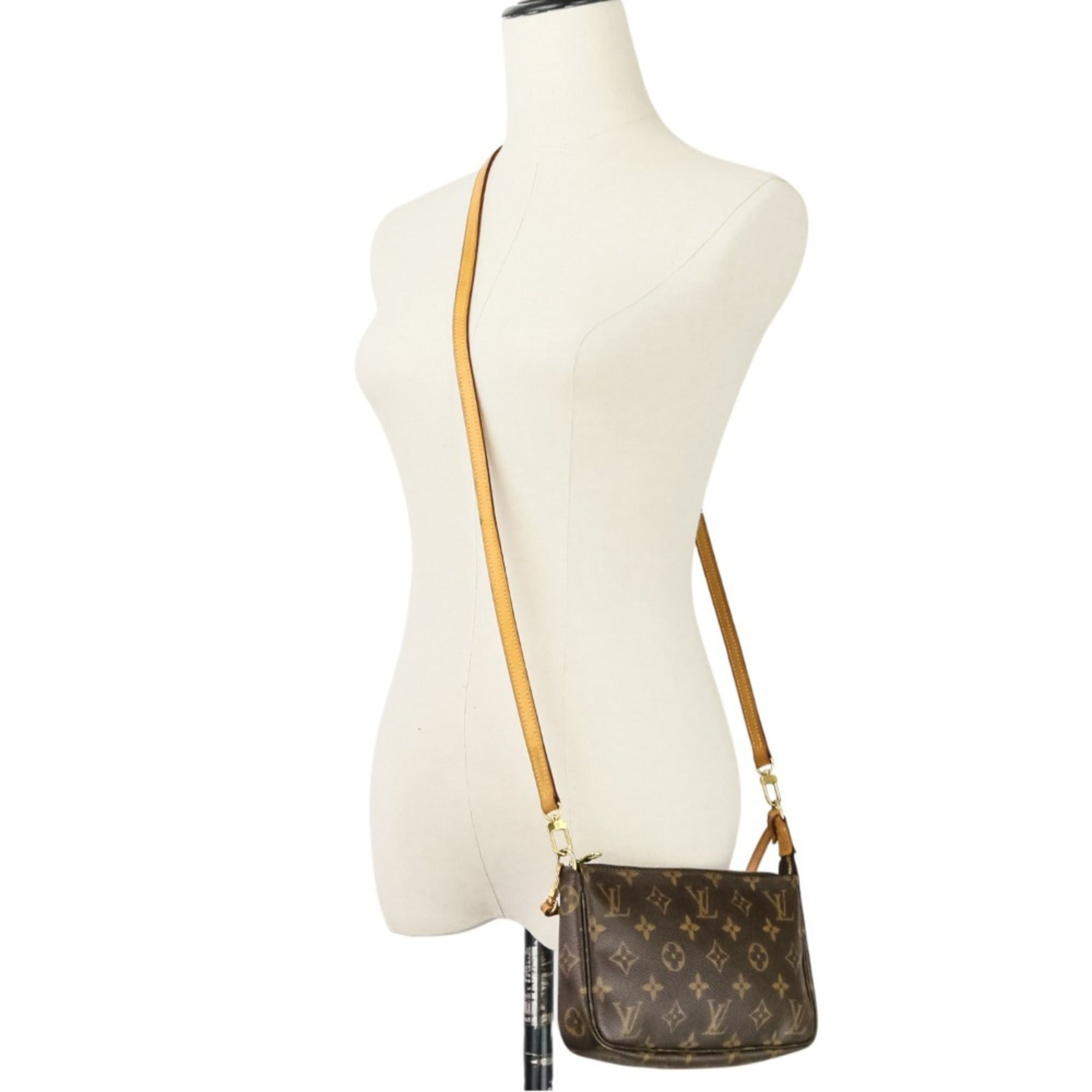 Louis Vuitton Brown Monogram Monogram Pochette Pouch