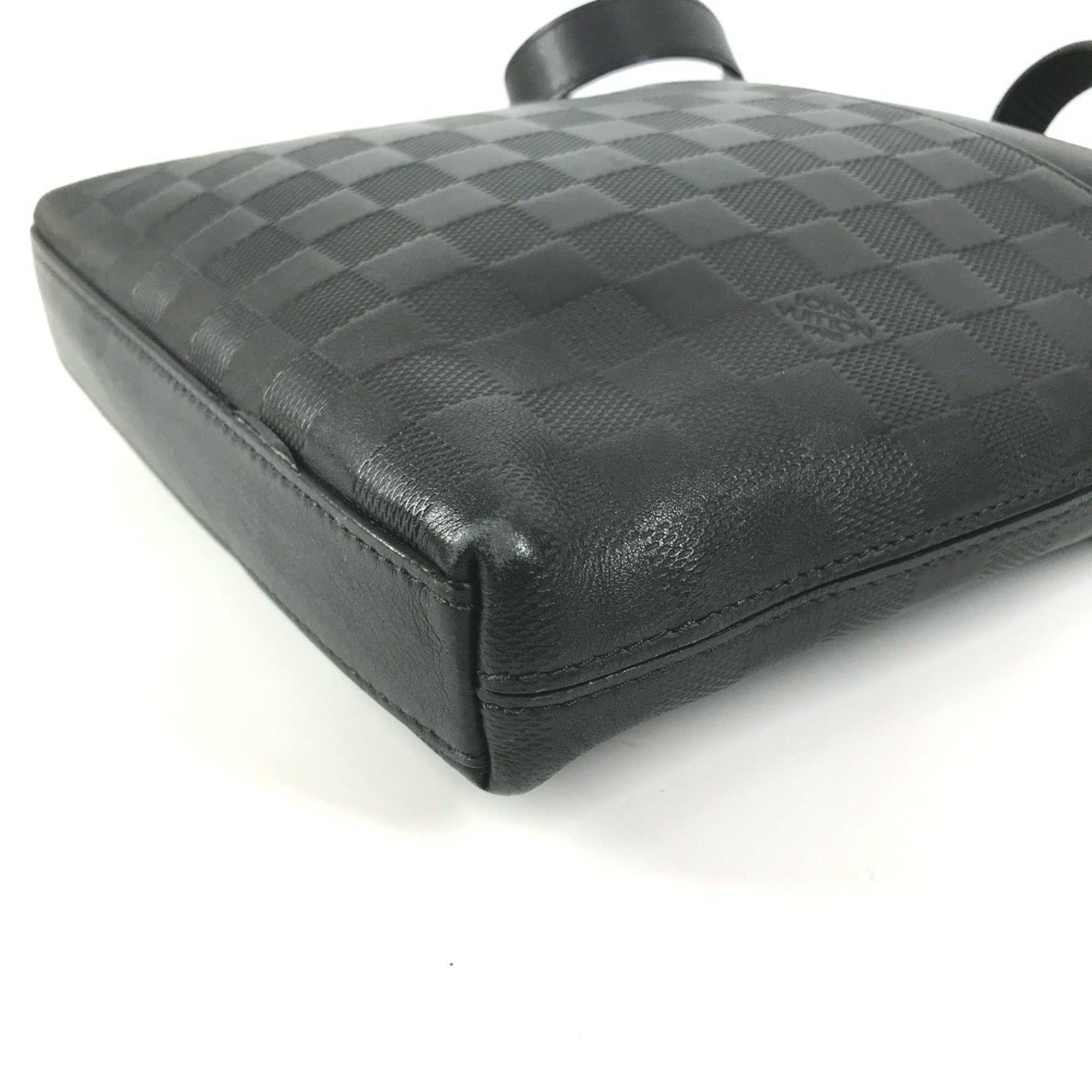 Louis Vuitton Black Damier Infini Pochette Shoulder Bag