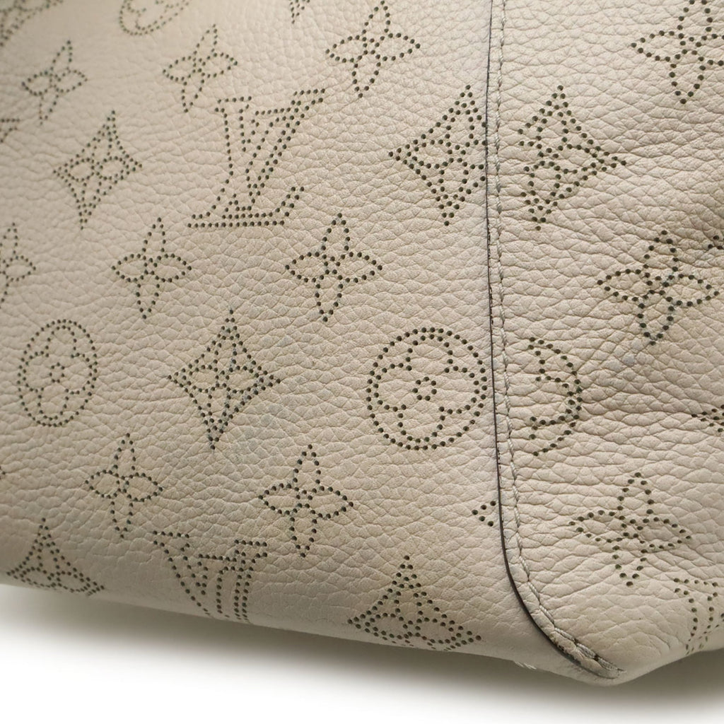 Louis Vuitton Light Beige Mahina Leather Handbag Pouch Shoulder Bag