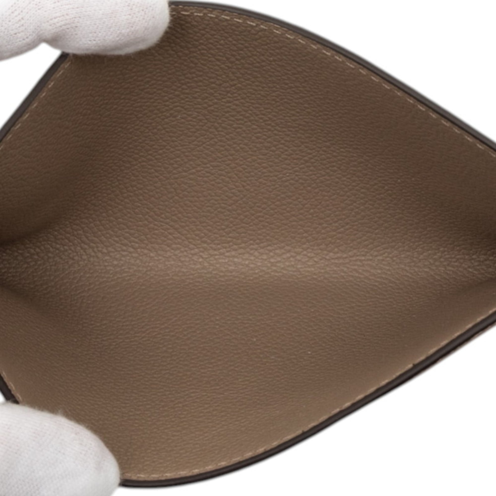 Louis Vuitton Beige Tourterelle Leather Pochette