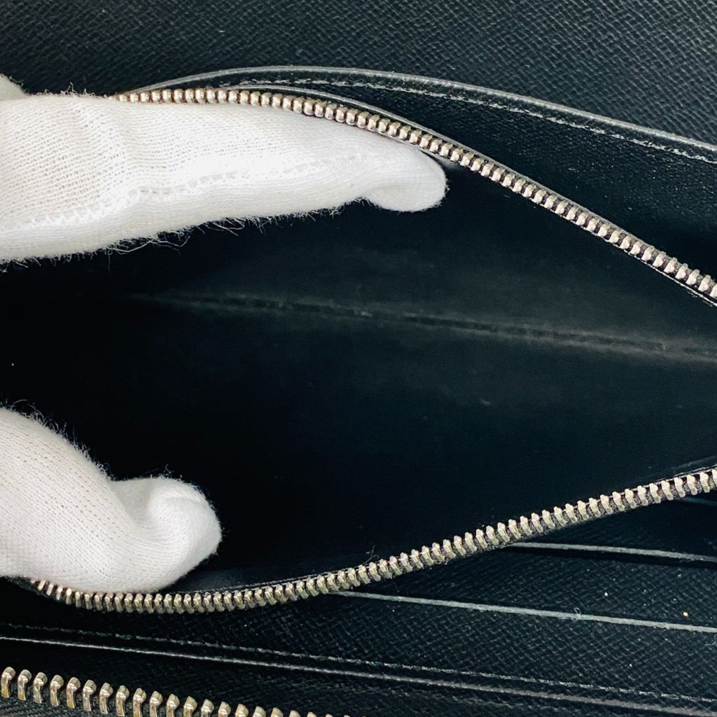Louis Vuitton Taiga Black Leather Long Wallet