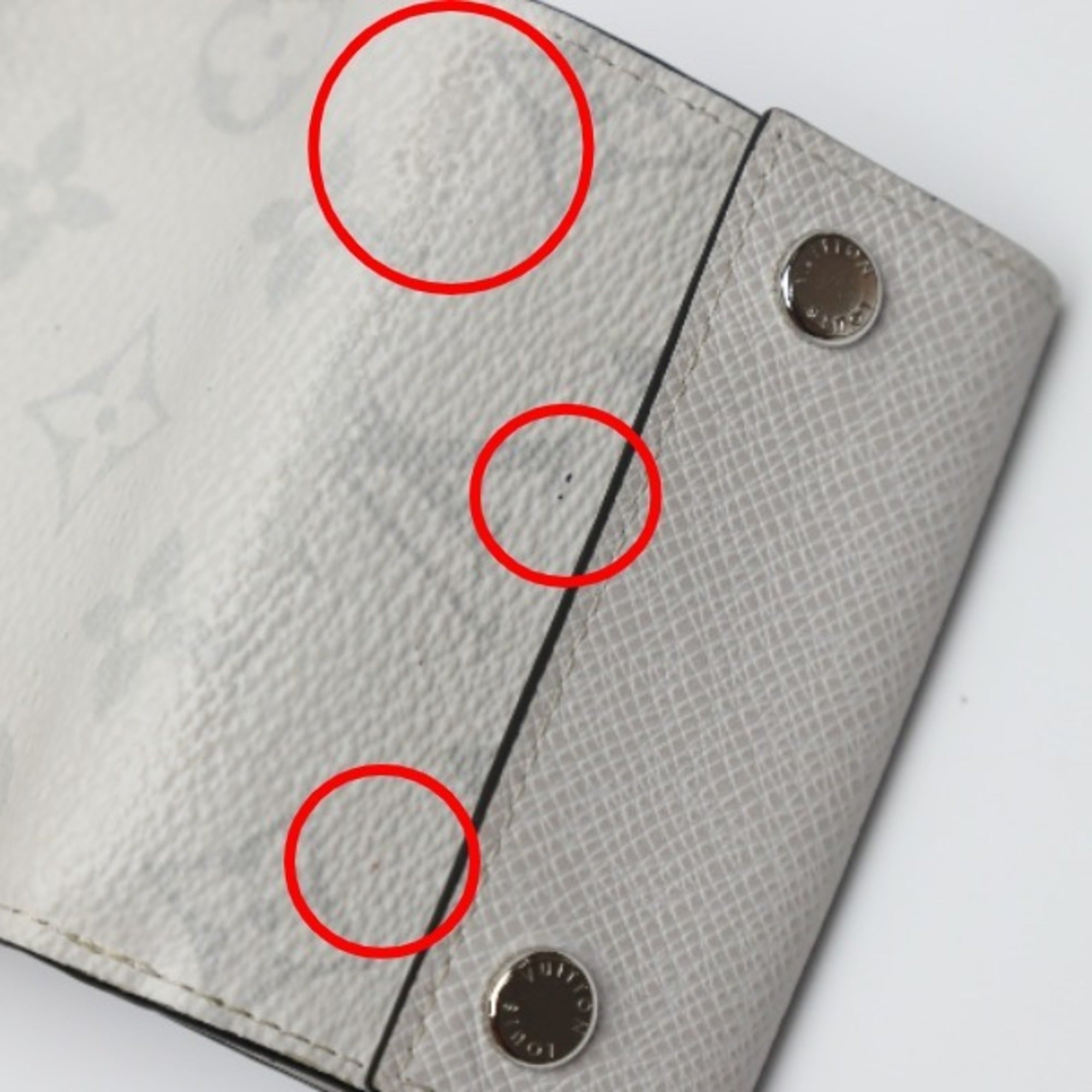 Louis Vuitton Blanc Wallet (Tri-Fold)