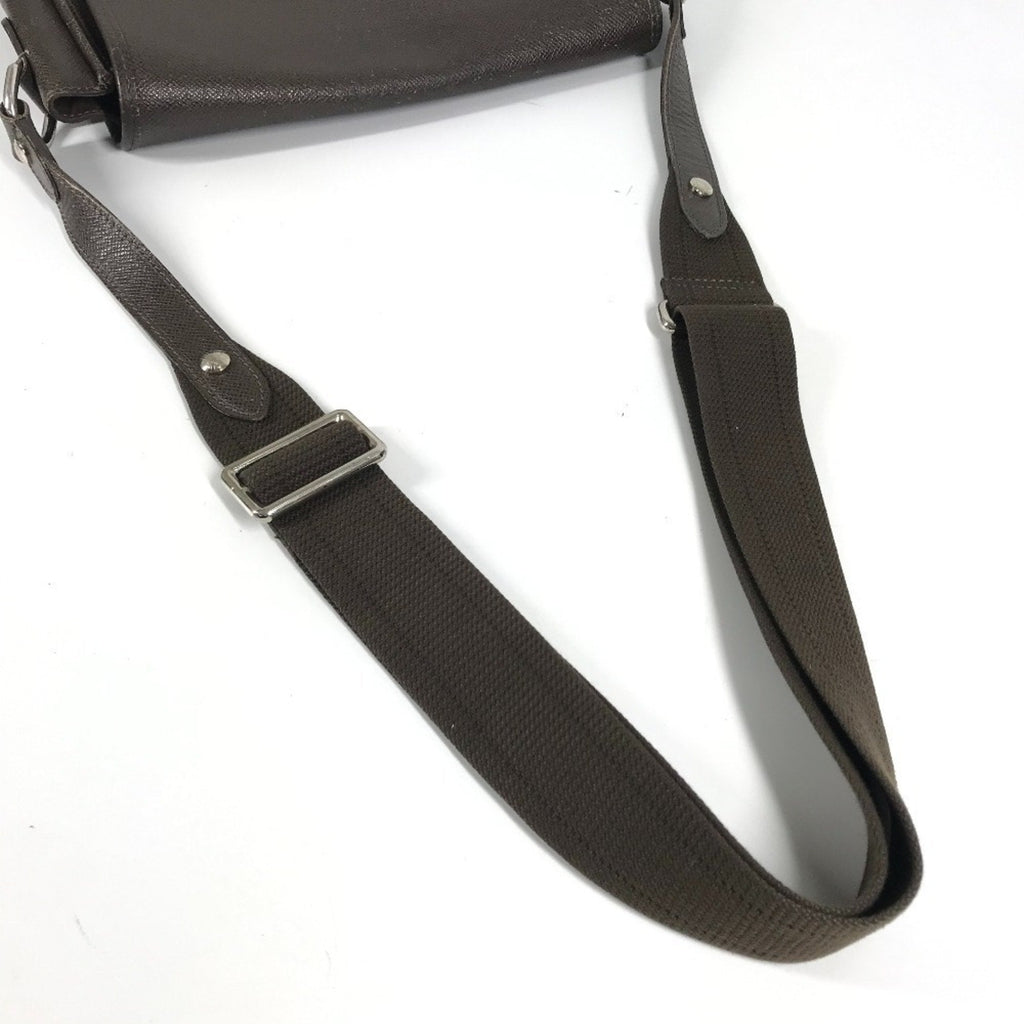 Louis Vuitton Brown Grizzly Taiga Leather Messenger Bag Shoulder Bag