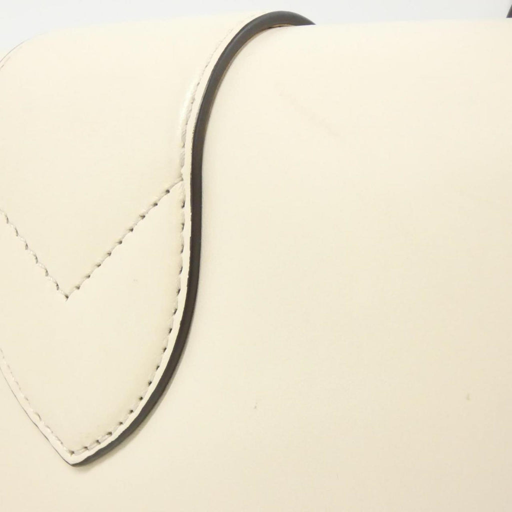 Louis Vuitton Cream Leather Shoulder Bag