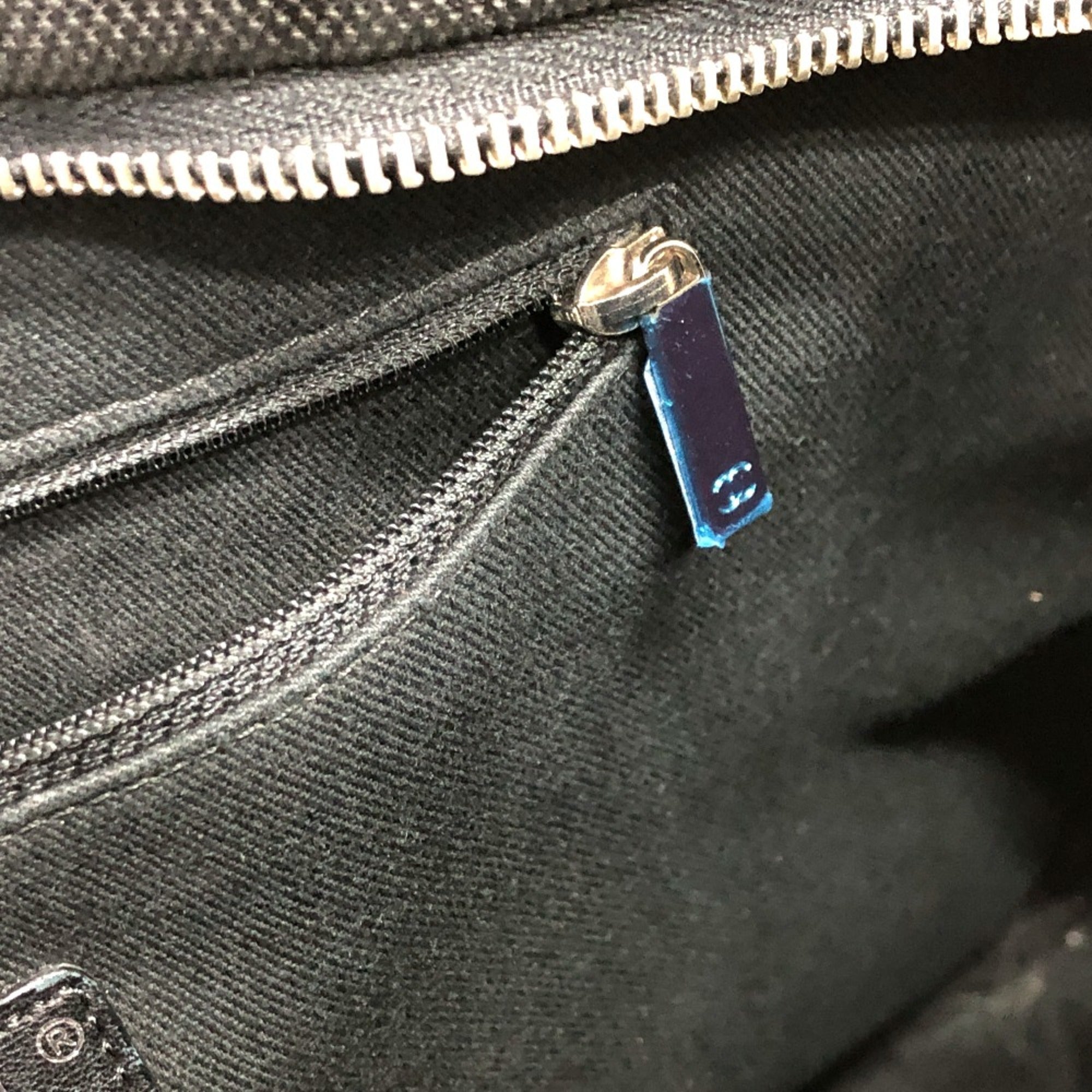 Chanel Black Cloth Shoulder Bag