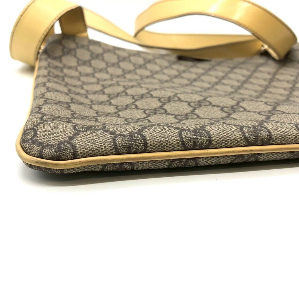 Gucci Yellow Gg Supreme Shoulder Bag (Pre-Owned)