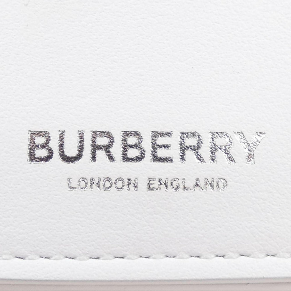 Burberry White Chain/Shoulder Wallet