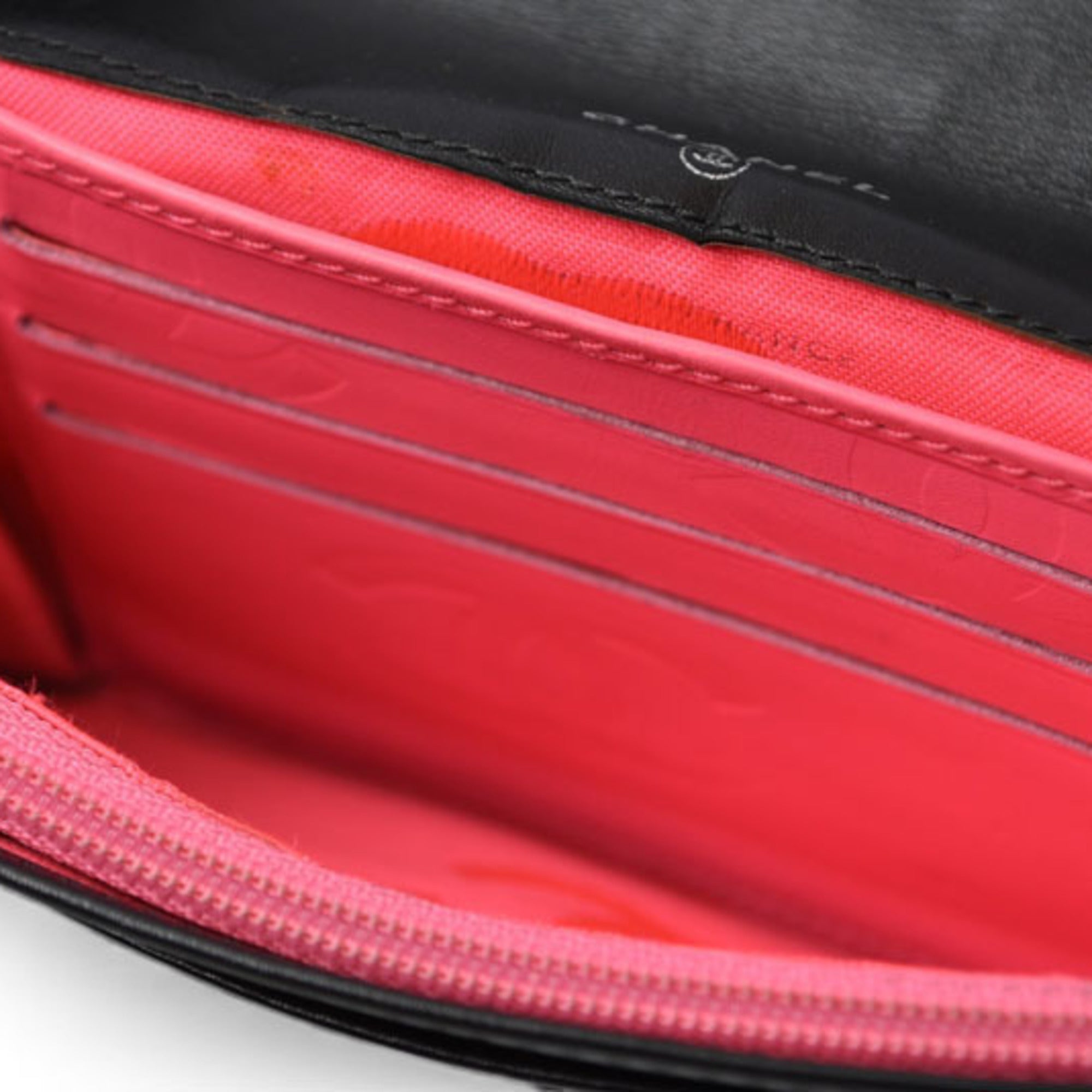 Chanel Black Pink Leather Wallet (Bi-Fold)