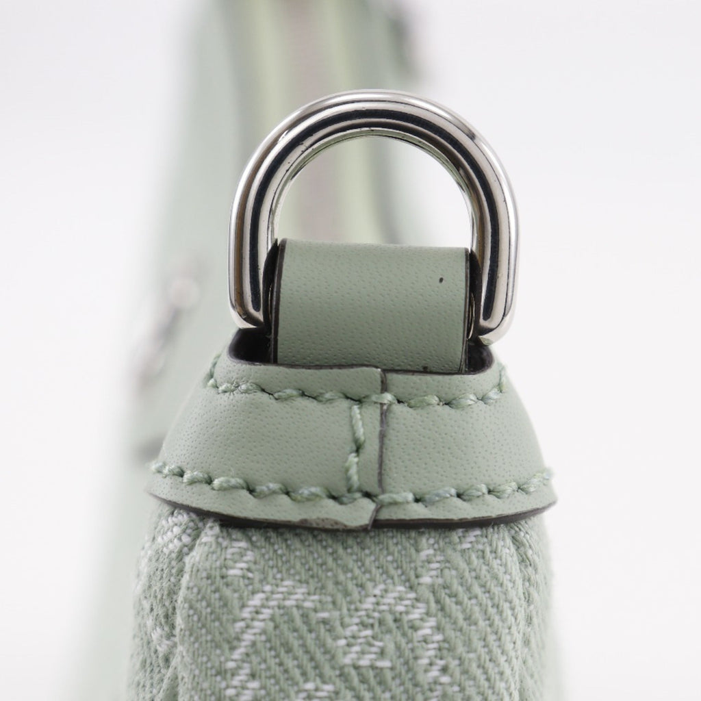Gucci Green Pale Green Gg Canvas Shoulder Bag (Pre-Owned)