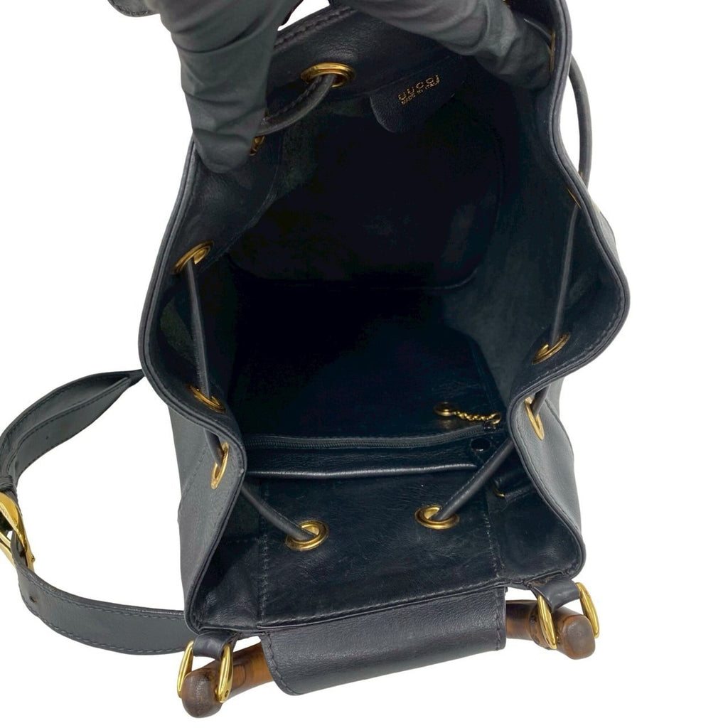 Gucci Black Leather Shoulder Bag Sling Bag (Pre-Owned)