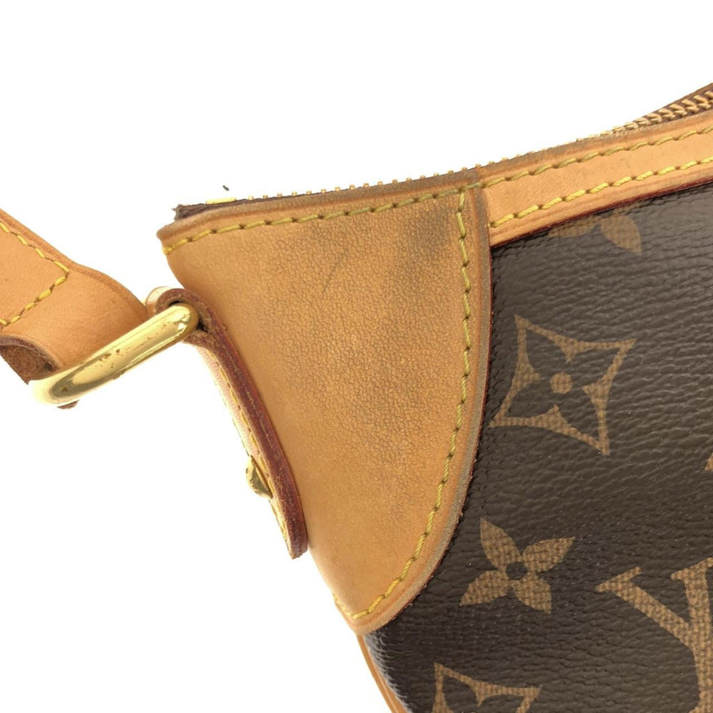 Louis Vuitton Marron Coated Canvas Shoulder Bag