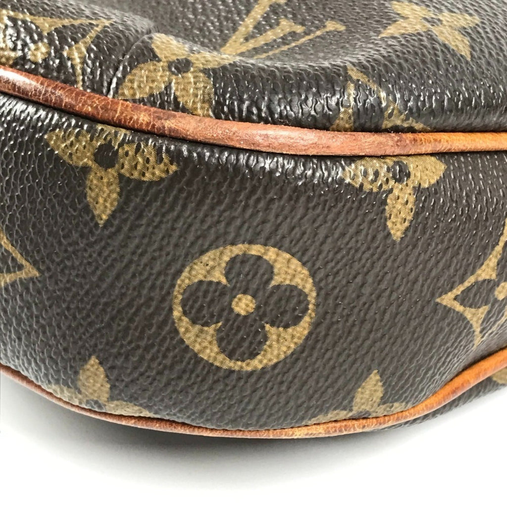 Louis Vuitton Brown Monogram Monogram Pochette Shoulder Bag