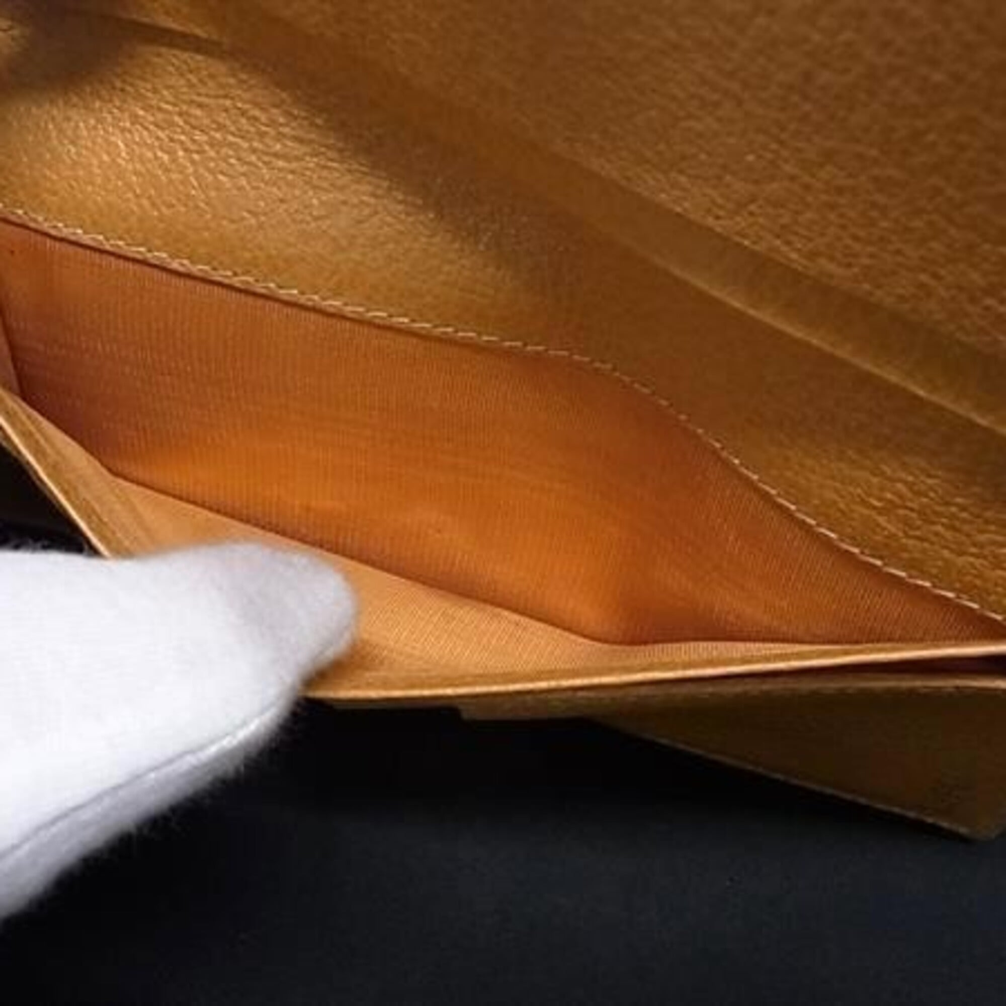 Gucci Gold Brown Leather Wallet (Bi-Fold) (Pre-Owned)