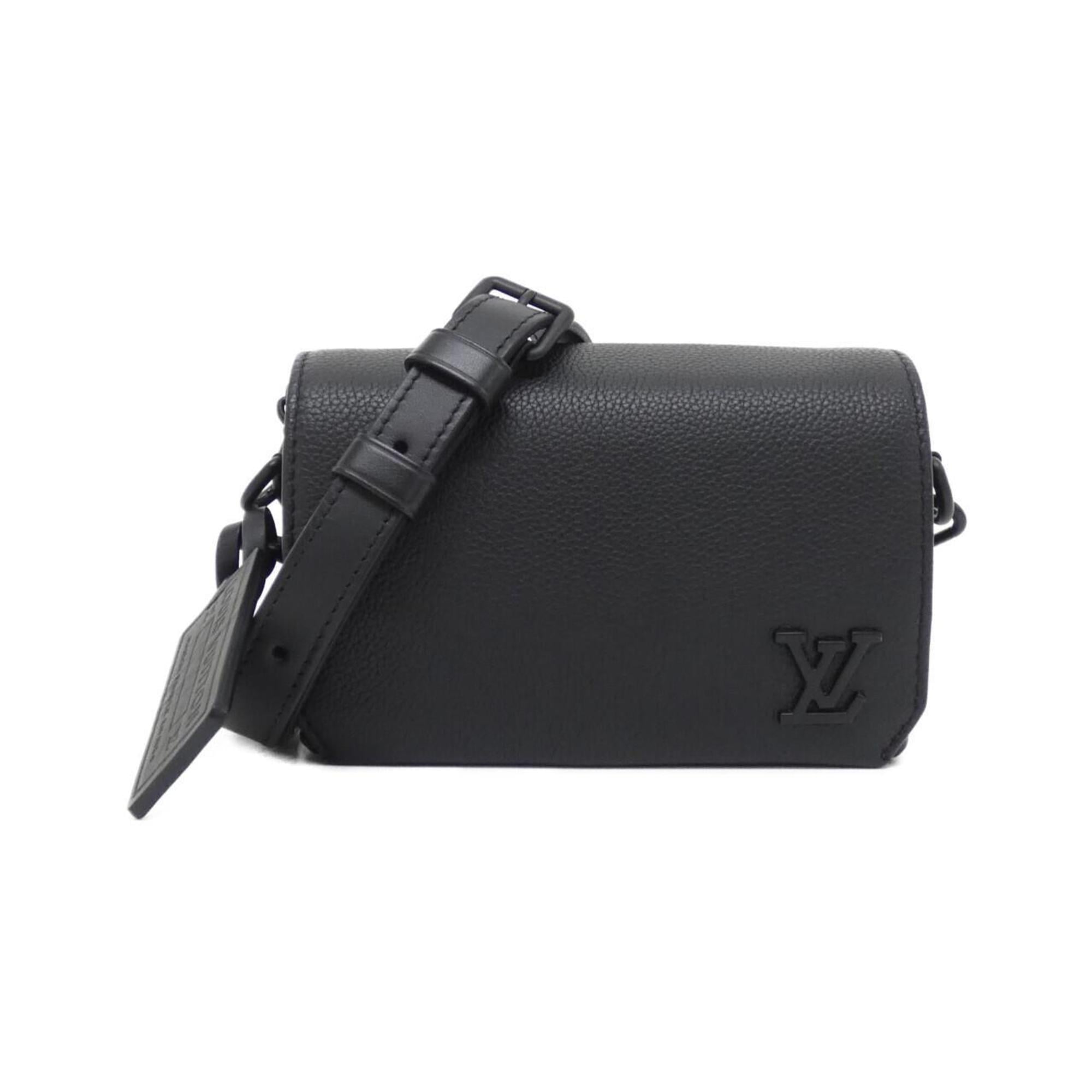 Louis Vuitton Black Leather Shoulder Bag