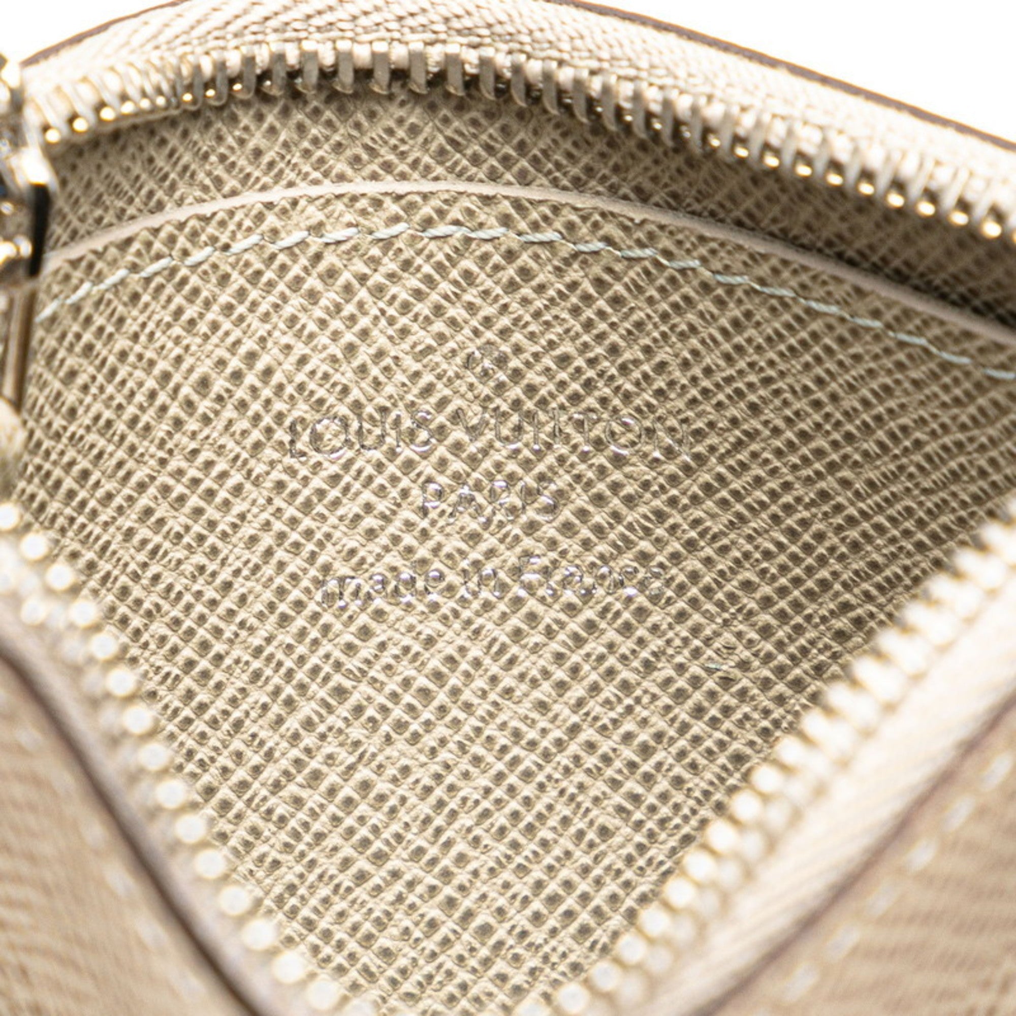 Louis Vuitton Beige Leather Coin Purse/Coin Case