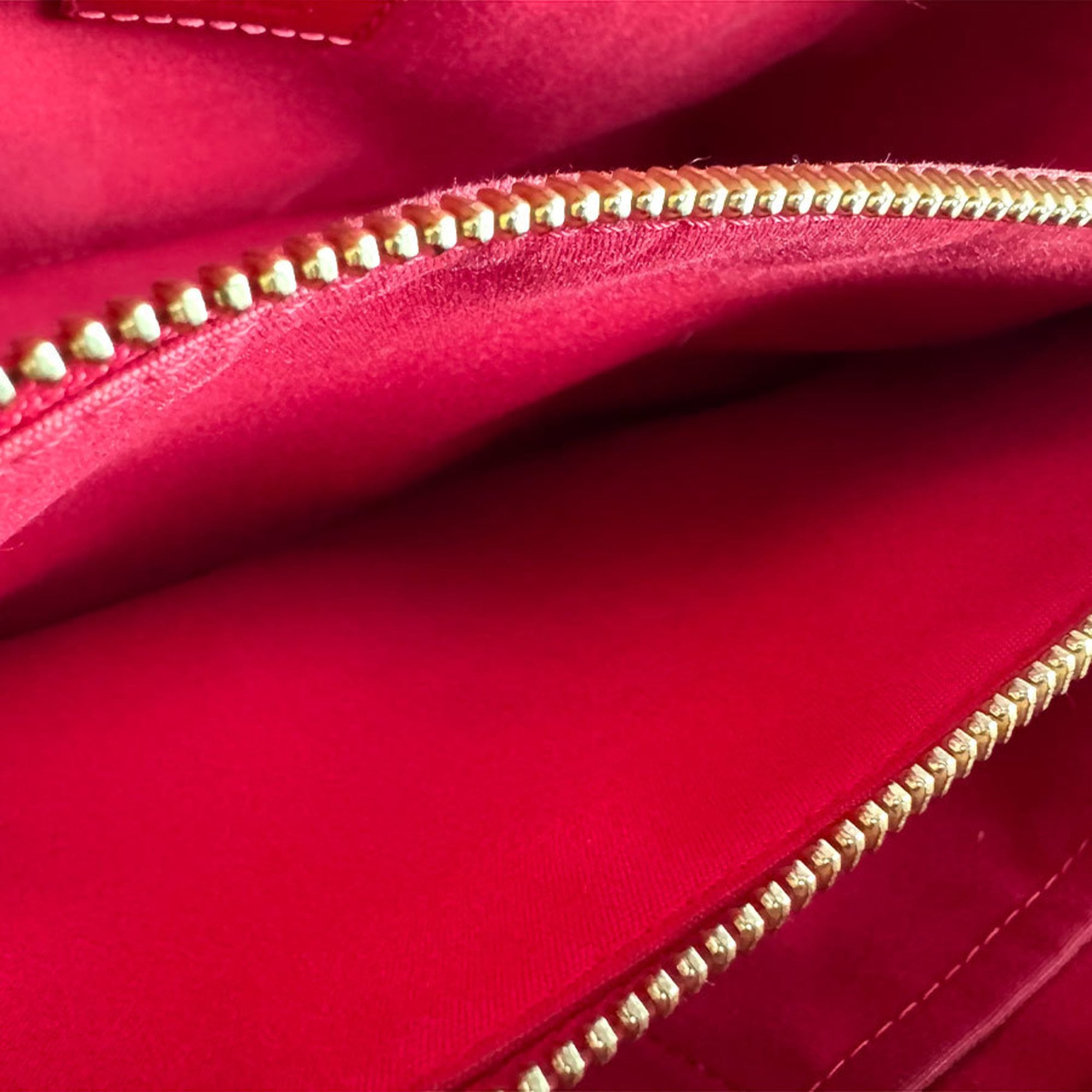 Louis Vuitton Cerise Monogram Vernis Handbag Shoulder Bag