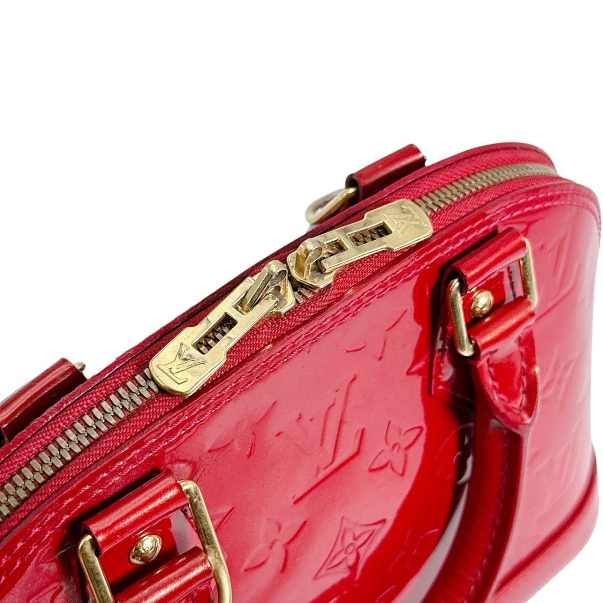 Louis Vuitton Pomme D'amour Red Color Monogram Vernis Handbag