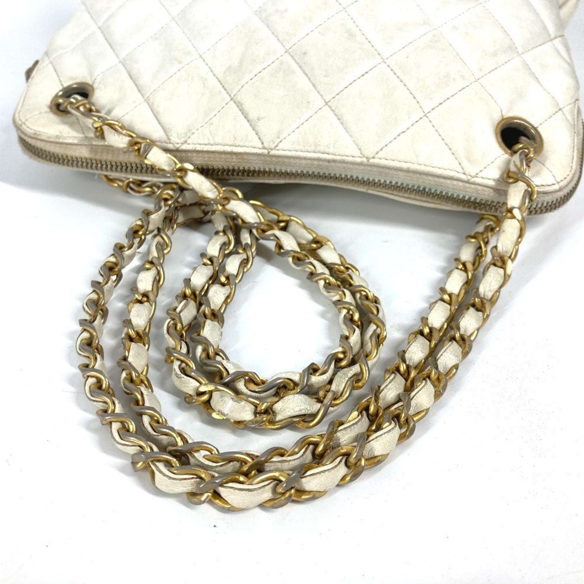 Chanel White Leather Shoulder Bag