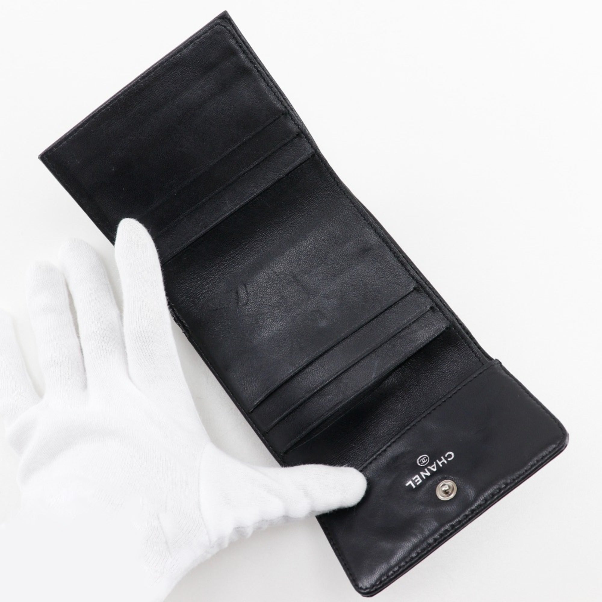 Chanel Black Patent Leather Wallet (Tri-Fold)