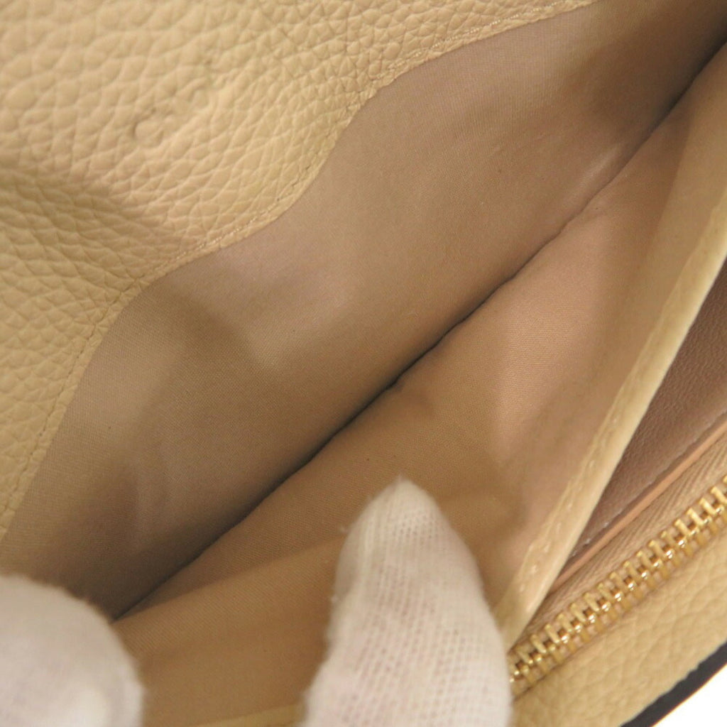 Chloé Beige Leather Long Wallet (Bi-Fold) (Pre-Owned)
