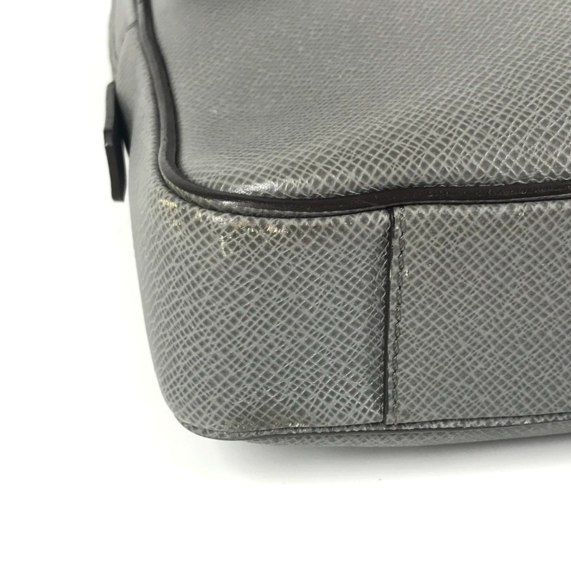Louis Vuitton Glacier Gray Taiga Leather Briefcase Shoulder Bag