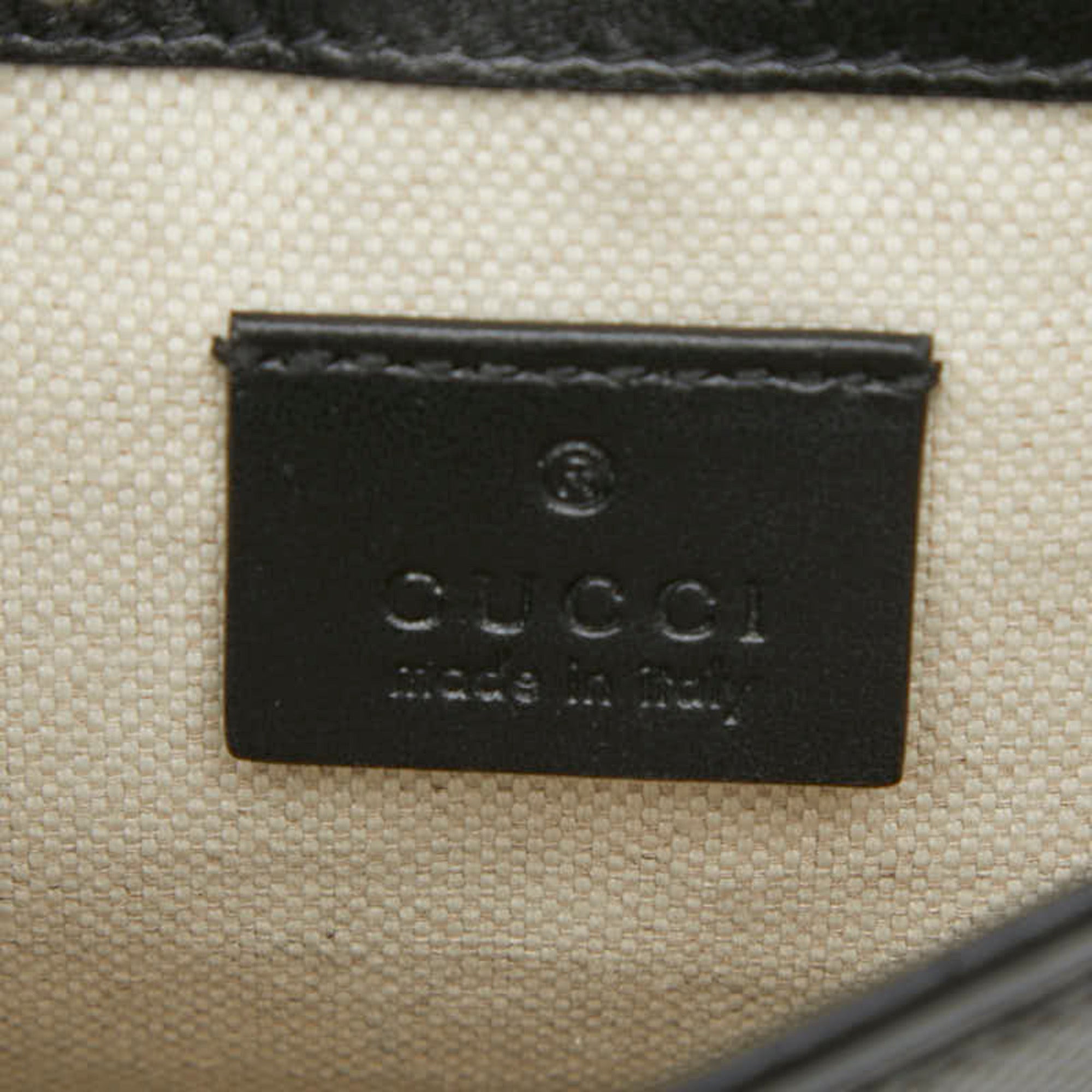 Gucci Black Leather Fanny Pack (Pre-Owned)