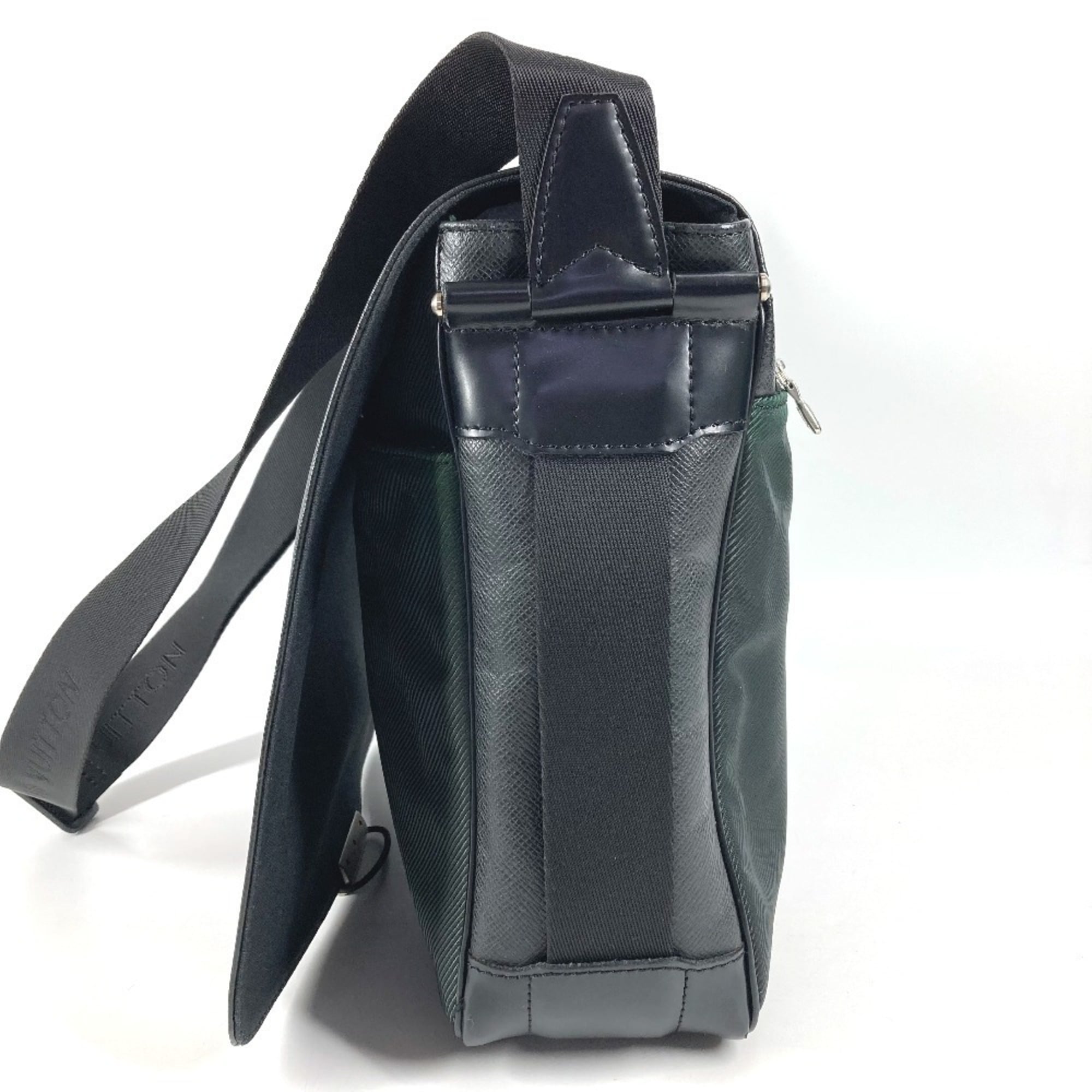Louis Vuitton Ardoise Black Khaki Taiga Leather Nylon Leather Messenger Bag Shoulder Bag