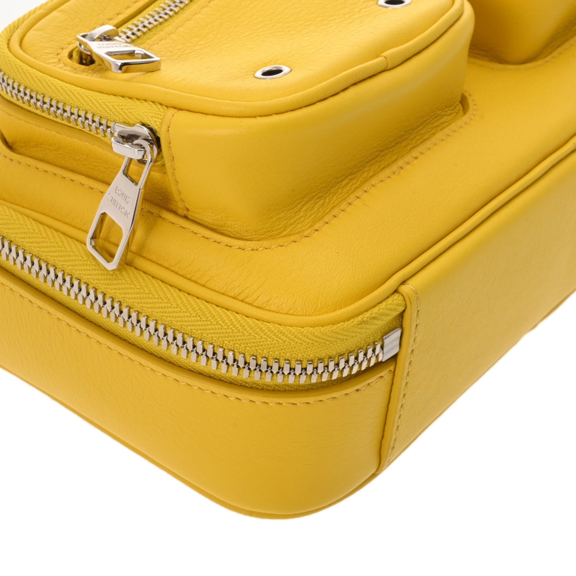 Louis Vuitton Jaune Leather Shoulder Bag