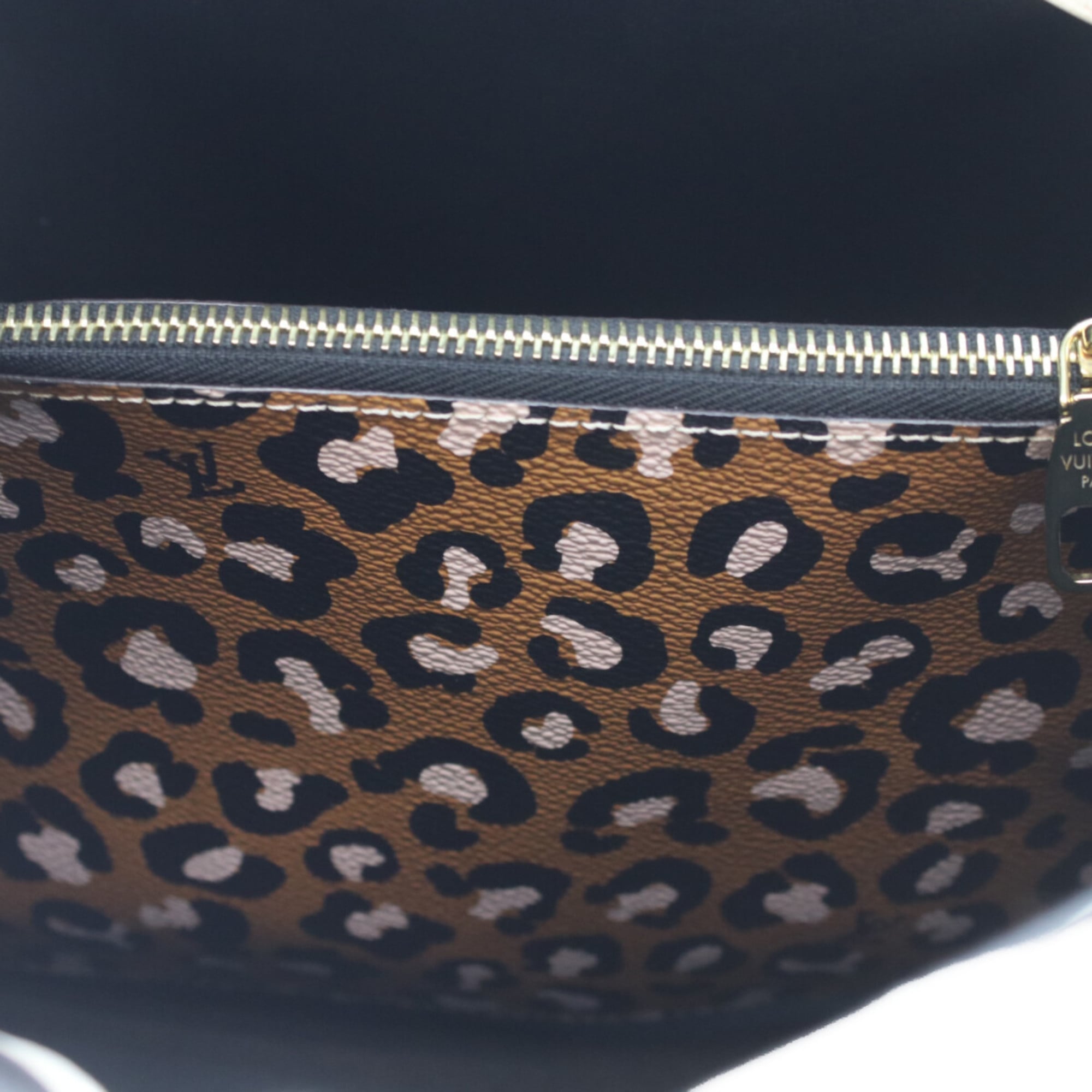 Louis Vuitton Ivory Pvc Shoulder Bag