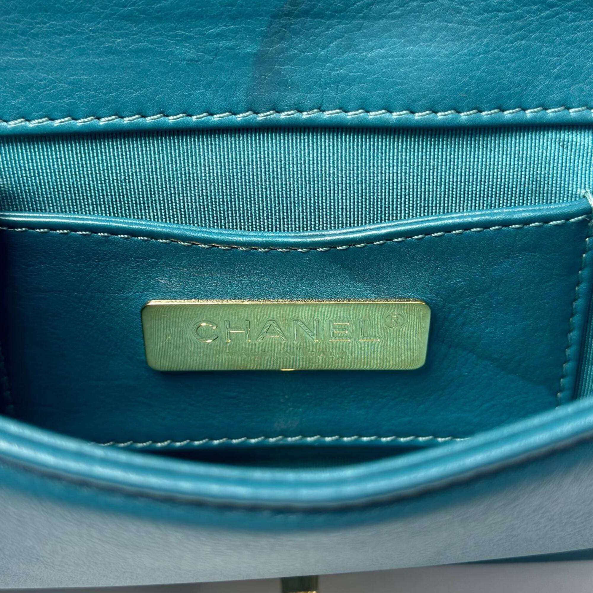Chanel Green Leather Shoulder Bag