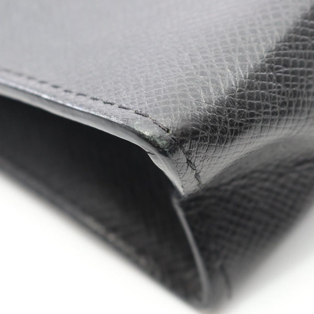 Louis Vuitton Taiga Black Taiga Leather Clutch Bag Pochette