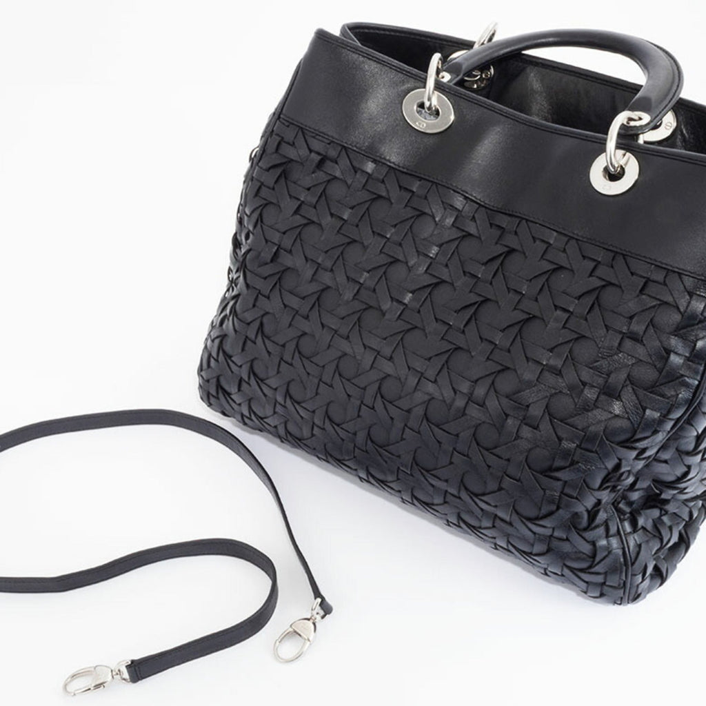 Christian Dior Black Leather Handbag (Pre-Owned)