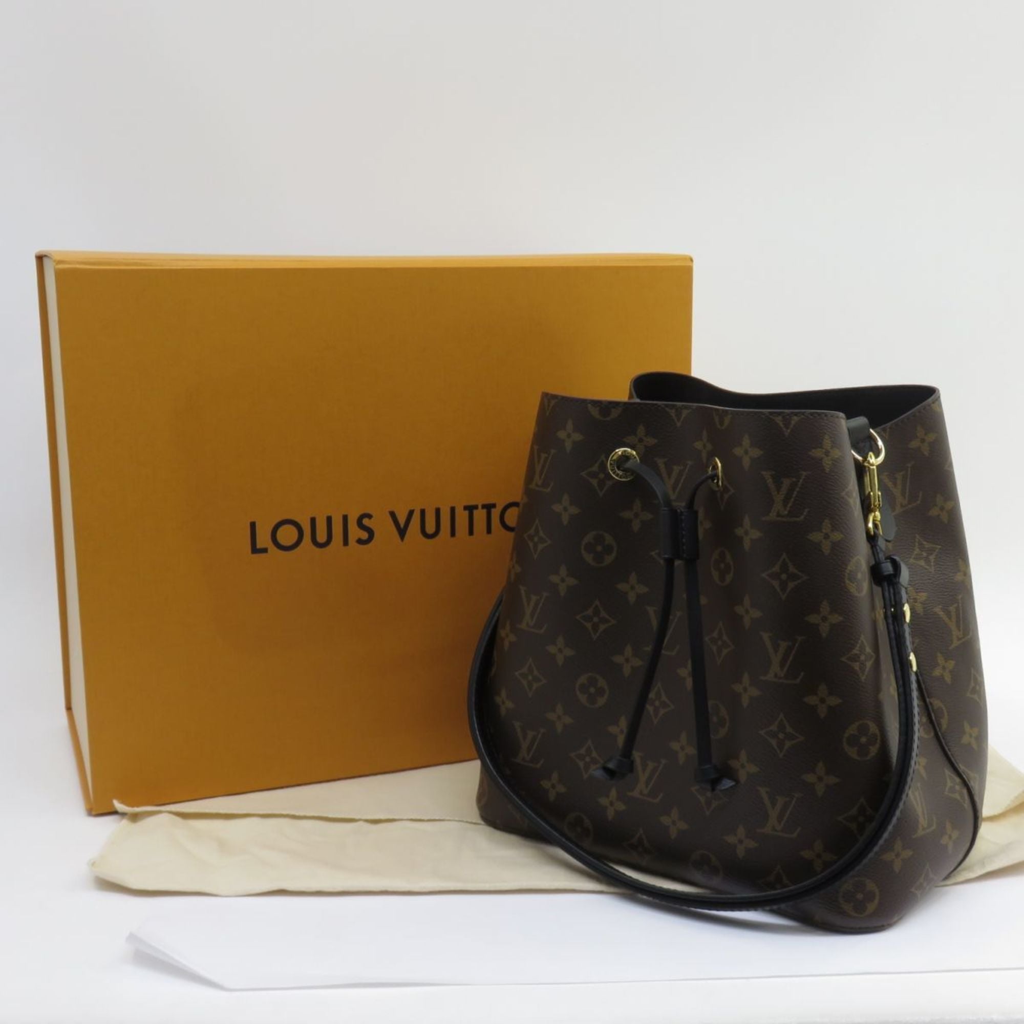 Louis Vuitton Monogram Monogram Monogram Shoulder Bag