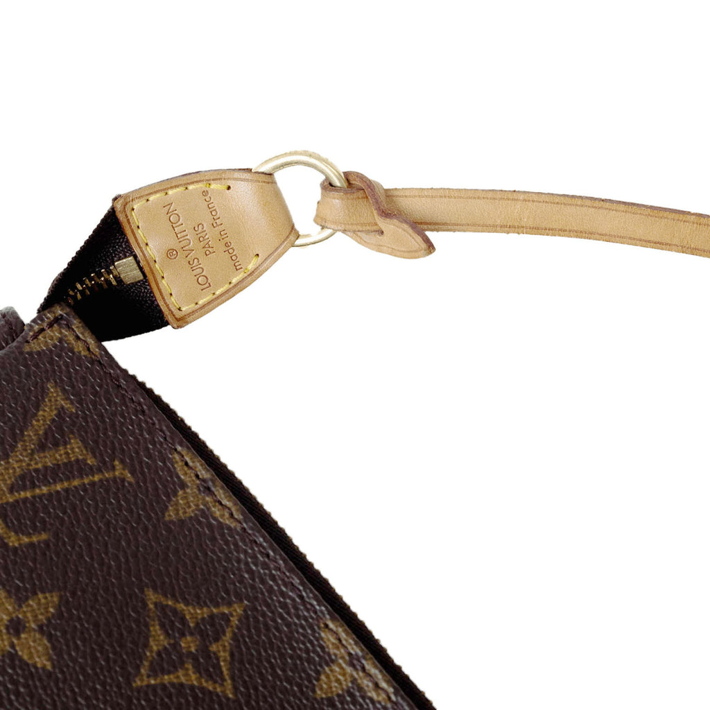 Louis Vuitton Monogram Monogram Pochette Pouch
